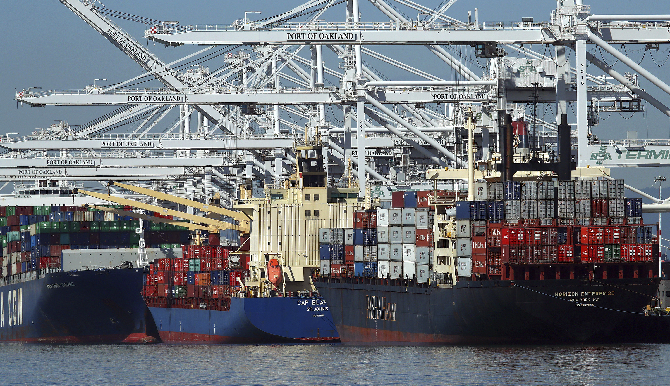 Economy grew 5.7% in 2021, fastest pace since 1984