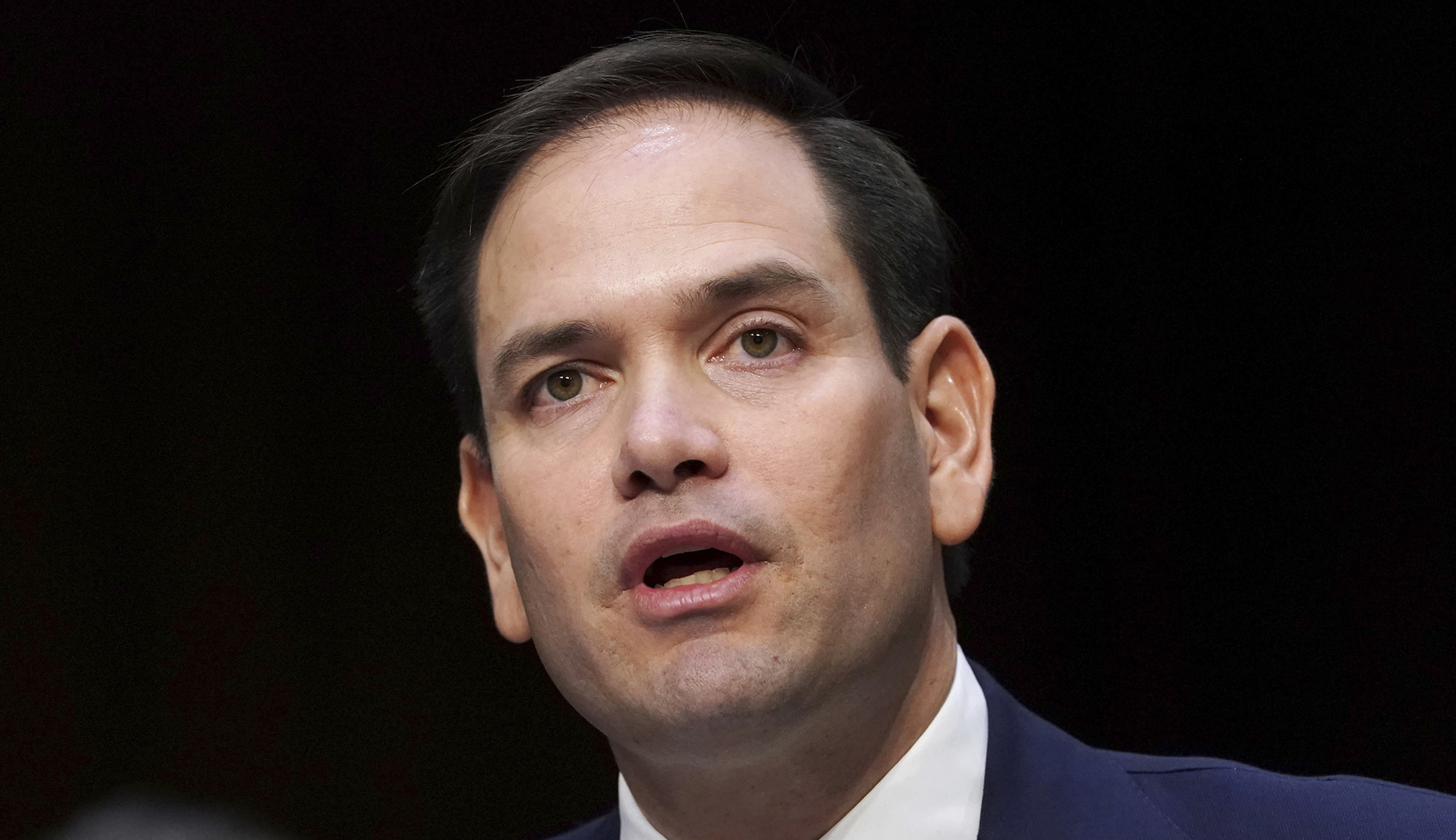 Marco Rubio defends Melania Trump after jacket flap