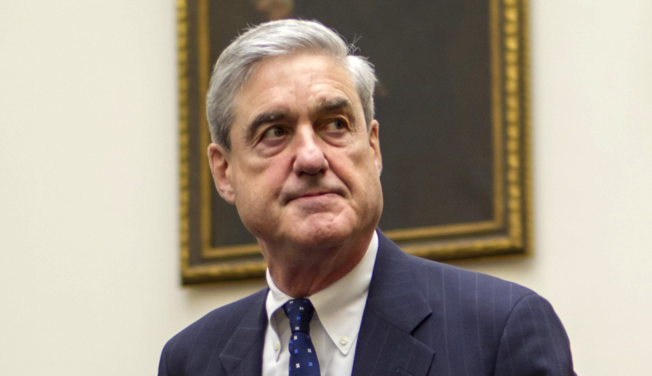 Robert Mueller met with Trump pollster last year