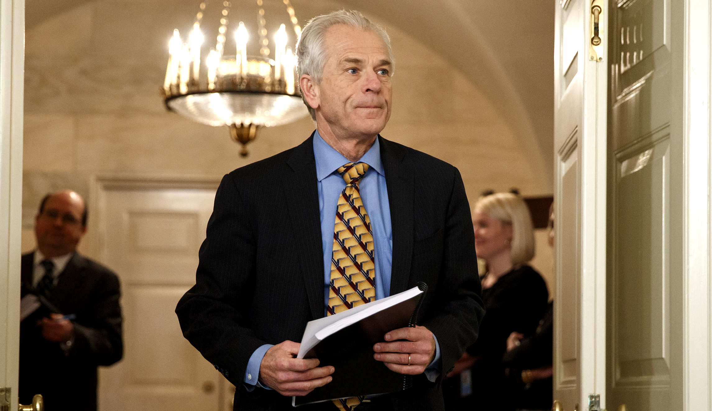 Peter Navarro says ‘several sticking points’ for Canada trade talks before midnight deadline