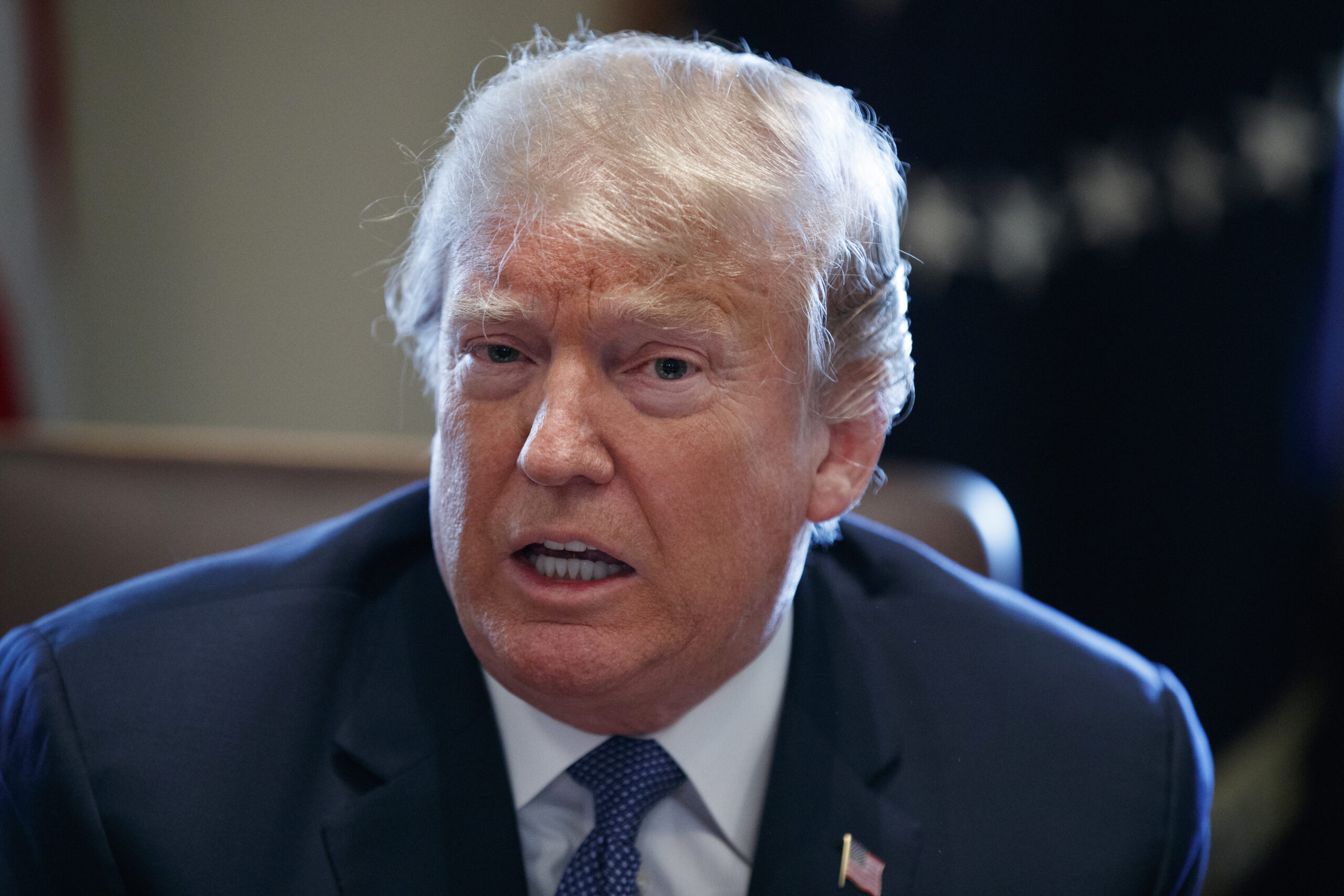 Trump: Sessions doesn’t know what’s going on ‘underneath his command position’