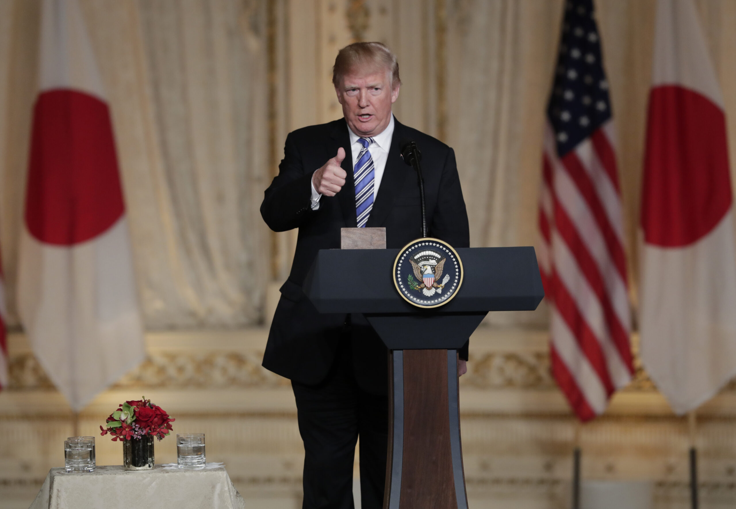 Trump says administration will ‘advocate strongly’ for US arms dealers