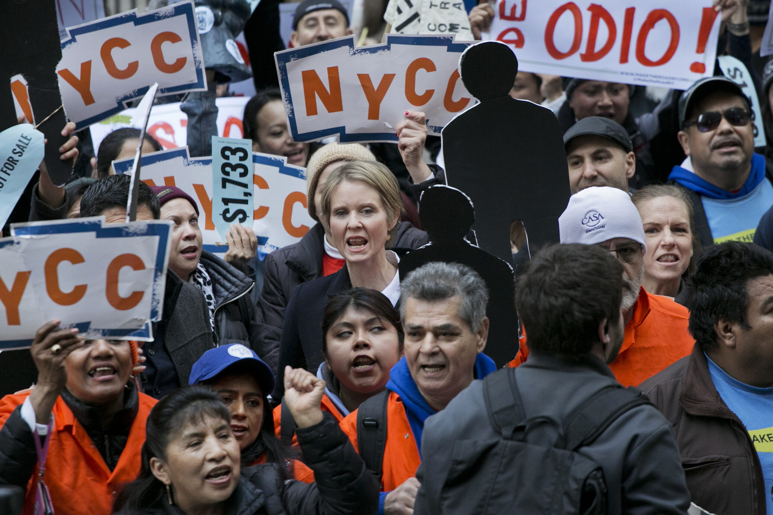 Progressives snub Cuomo, rush to back ‘Sex and the City’ star
