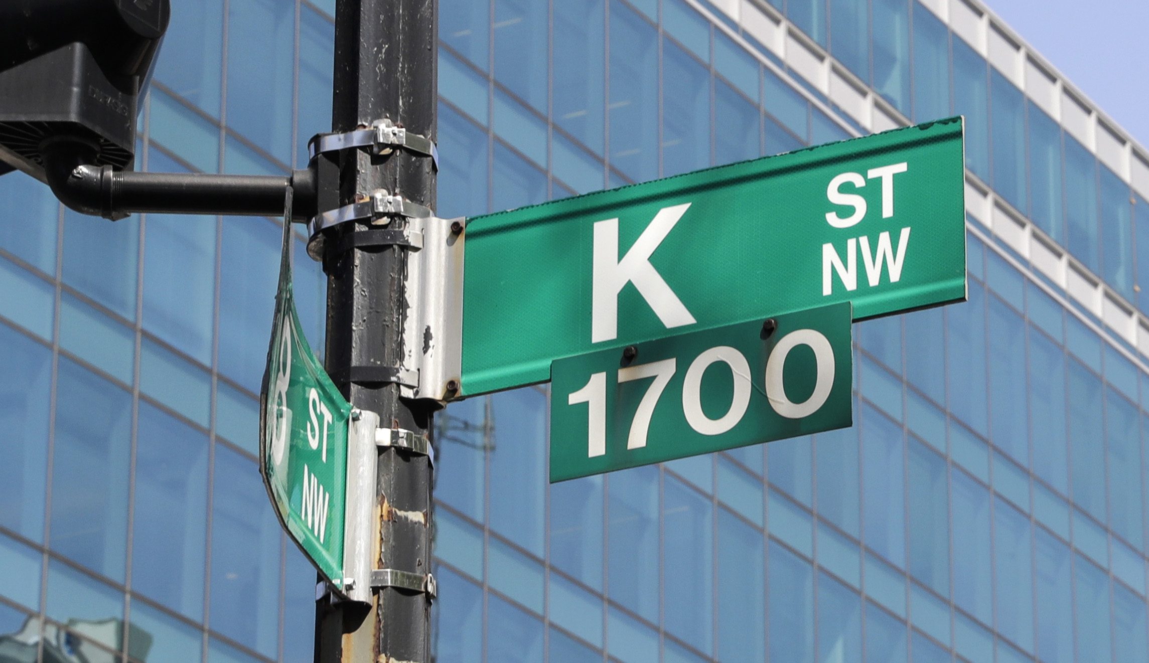 In race for Senate control, K Street cash is behind the Democrats