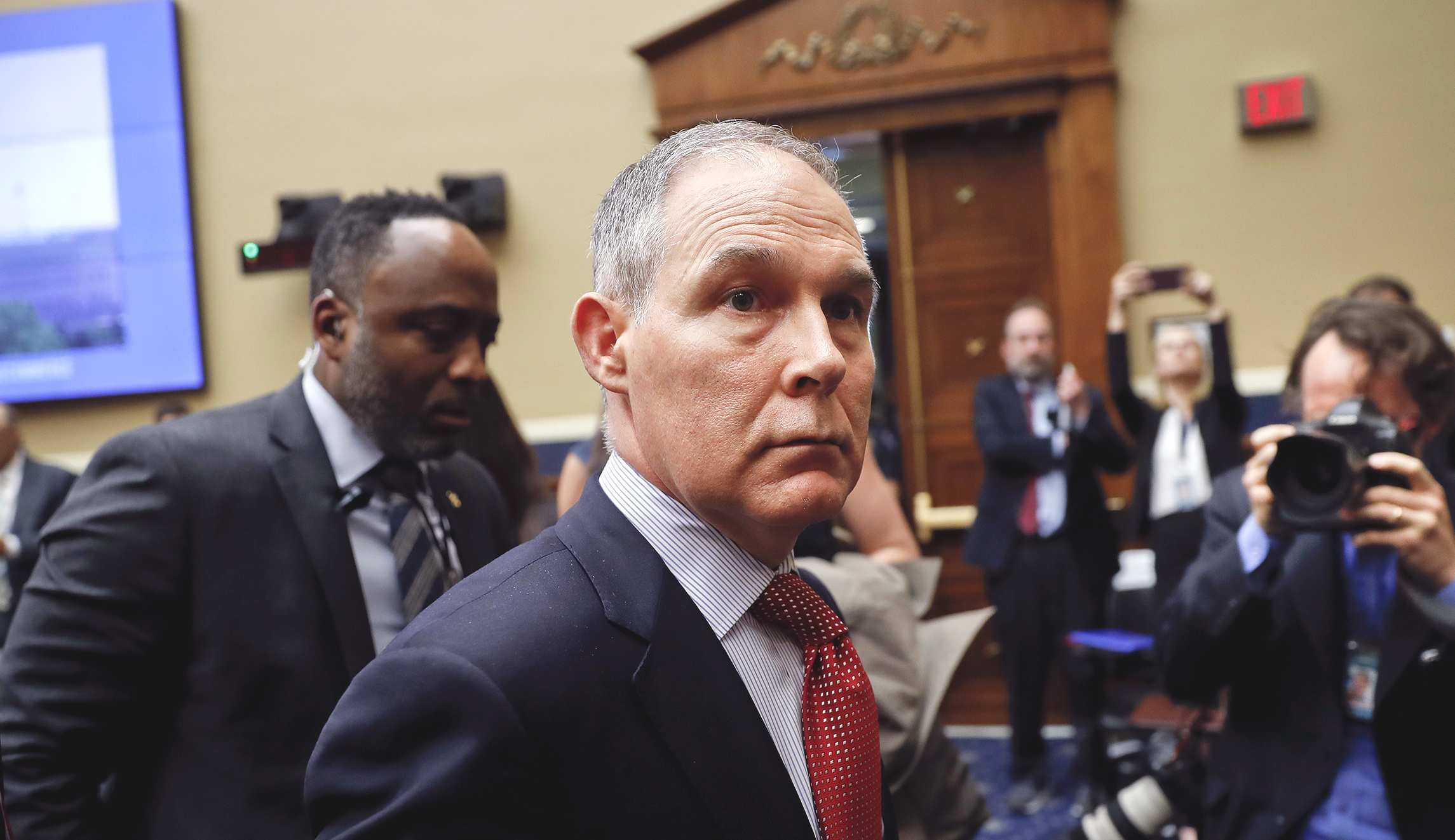 EPA officials continue to depart agency after Pruitt resignation