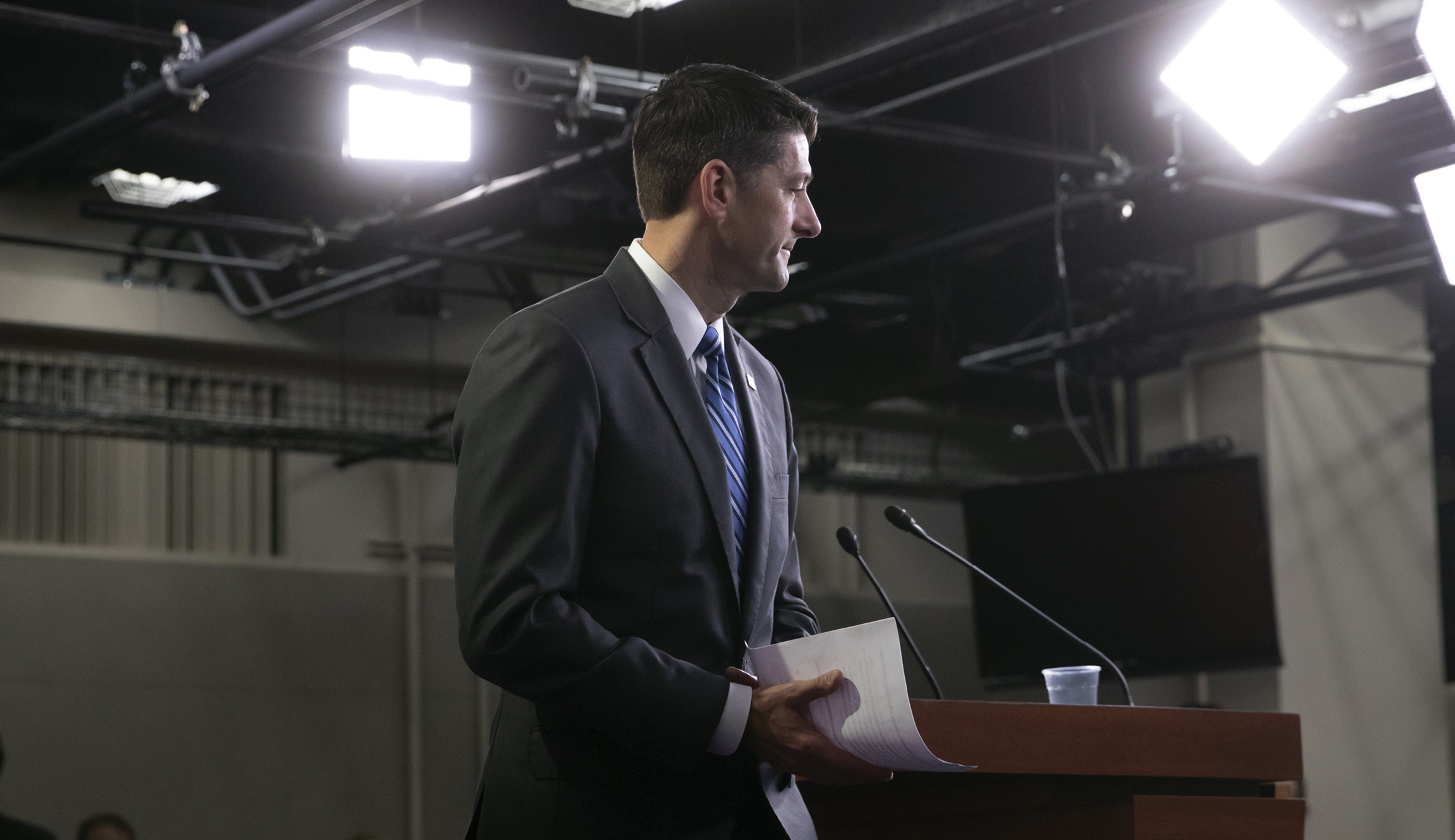 Republican leaders cornered on immigration