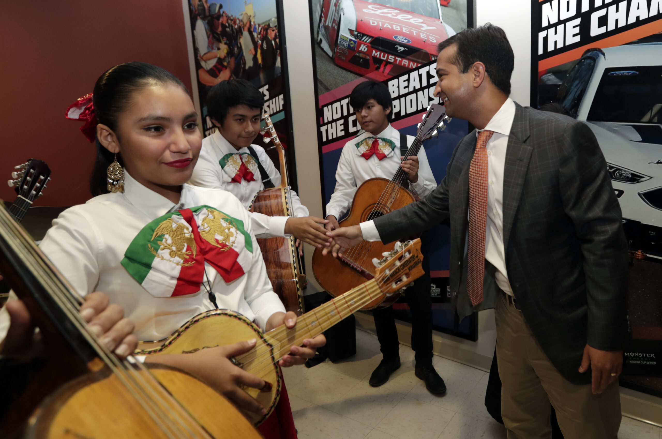 Census: Latinos are 25% of all K-12 students, 6-in-10 prefer Spanish