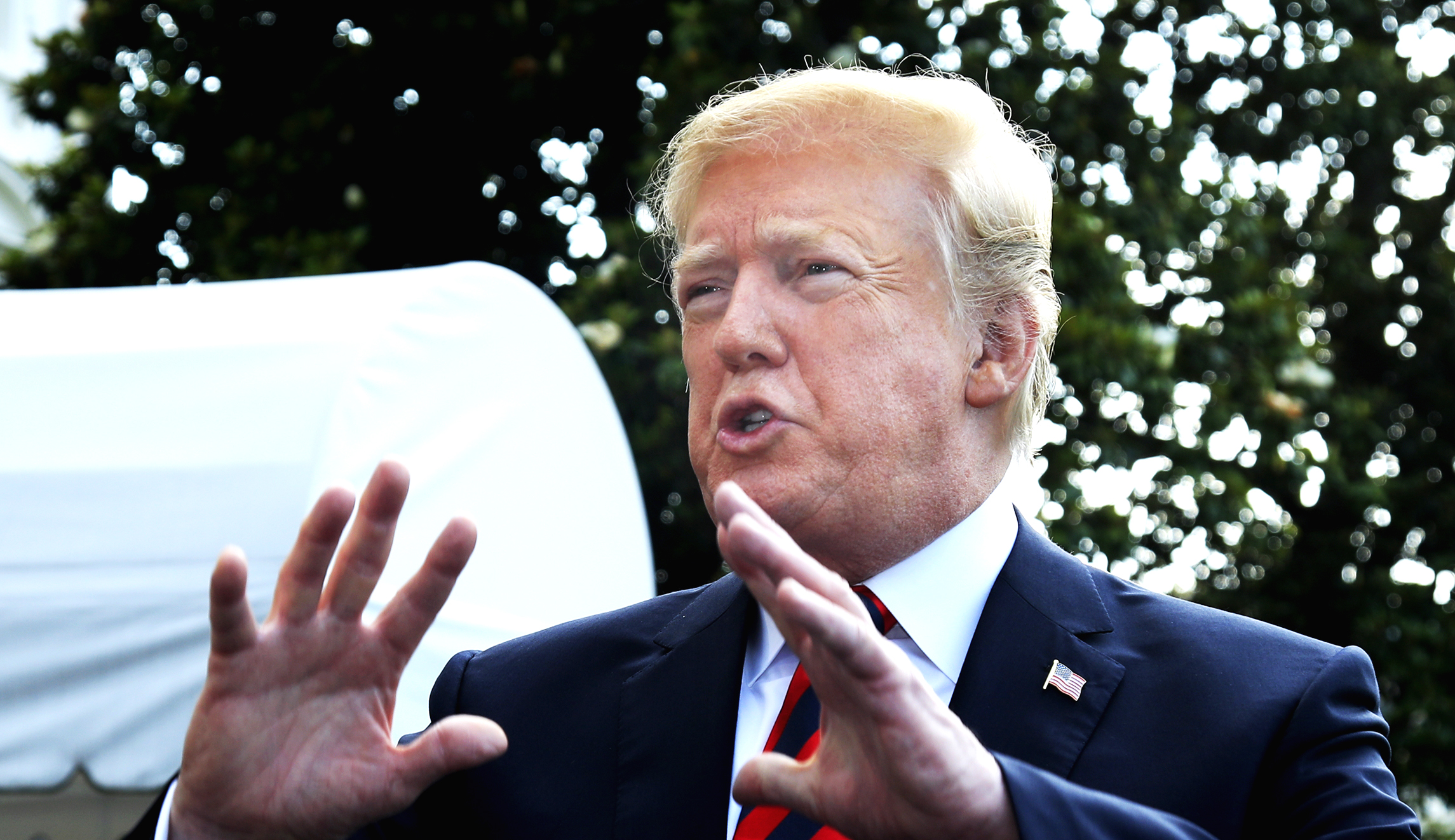 Trump: Twitter should delete New York Times, Washington Post in midst of crackdown on fake accounts