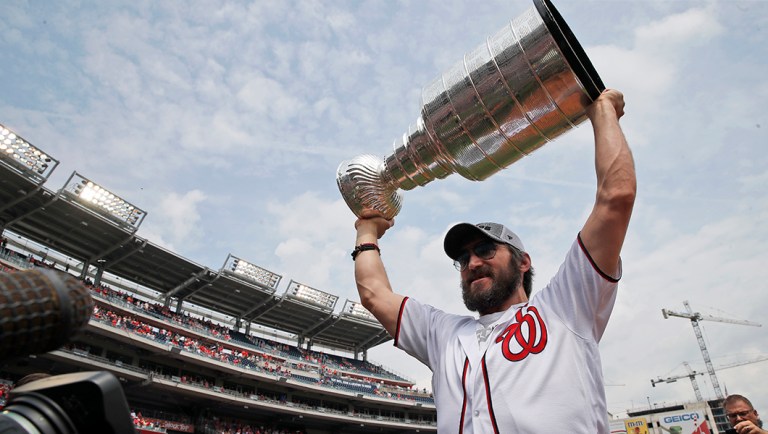 Washington Capitals players will bring Stanley Cup to Russia, meet with Putin