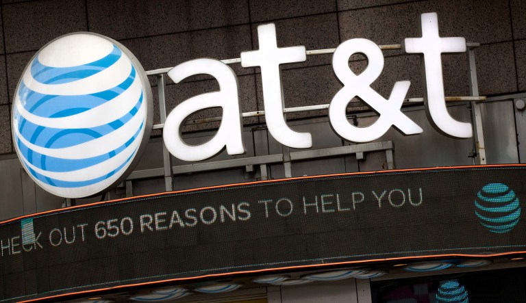 Judge approves $85 billion AT&T-Time Warner merger