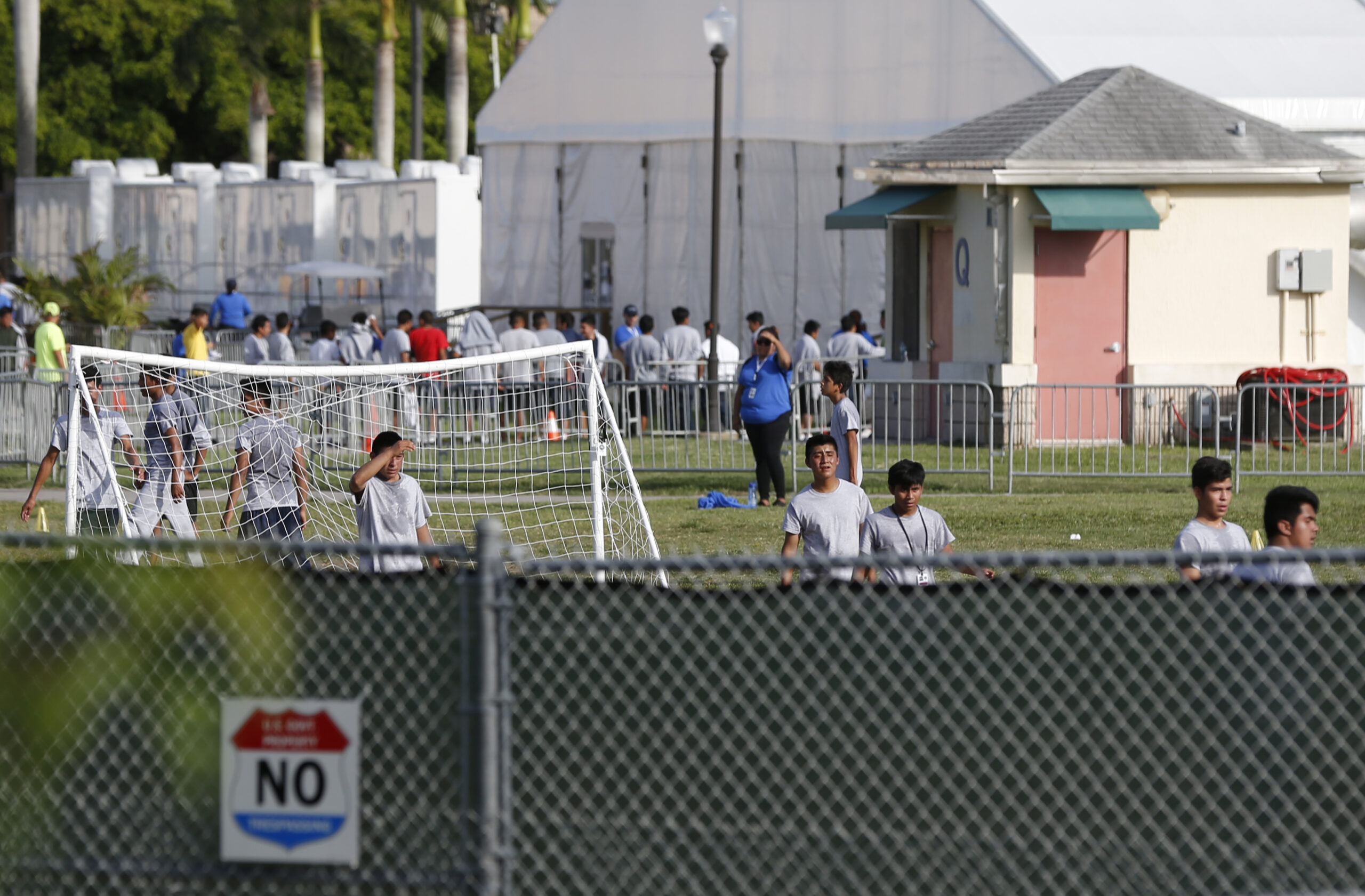 Democrats vow to keep fighting Trump’s ‘zero tolerance’ immigration policy