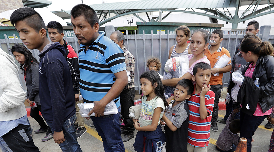 DHS requests 12,000 additional beds for detained families