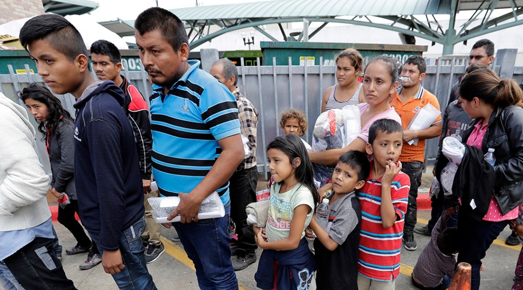 DHS requests 12,000 additional beds for detained families