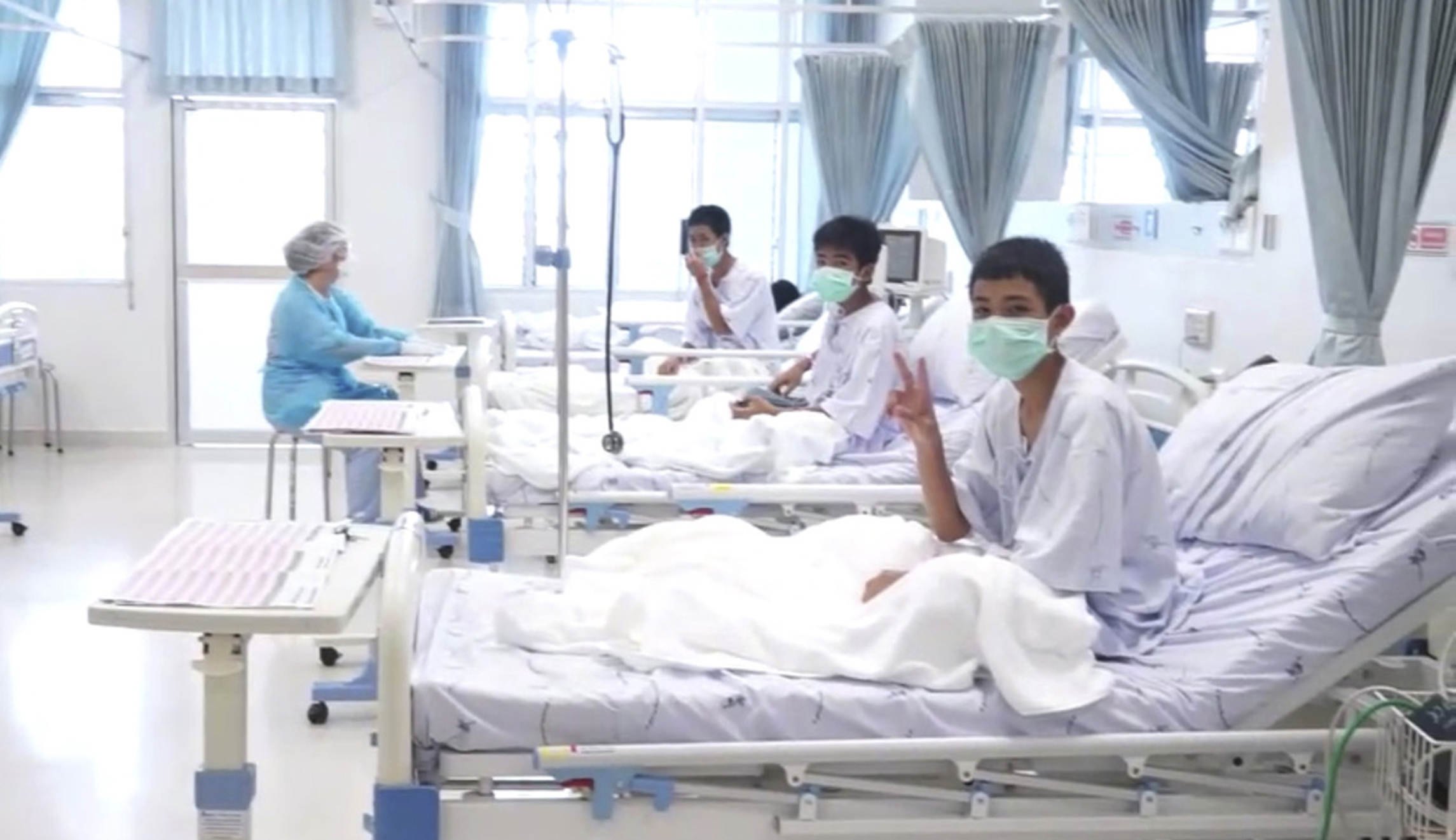 Video shows first images of boys after being rescued from flooded cave in Thailand