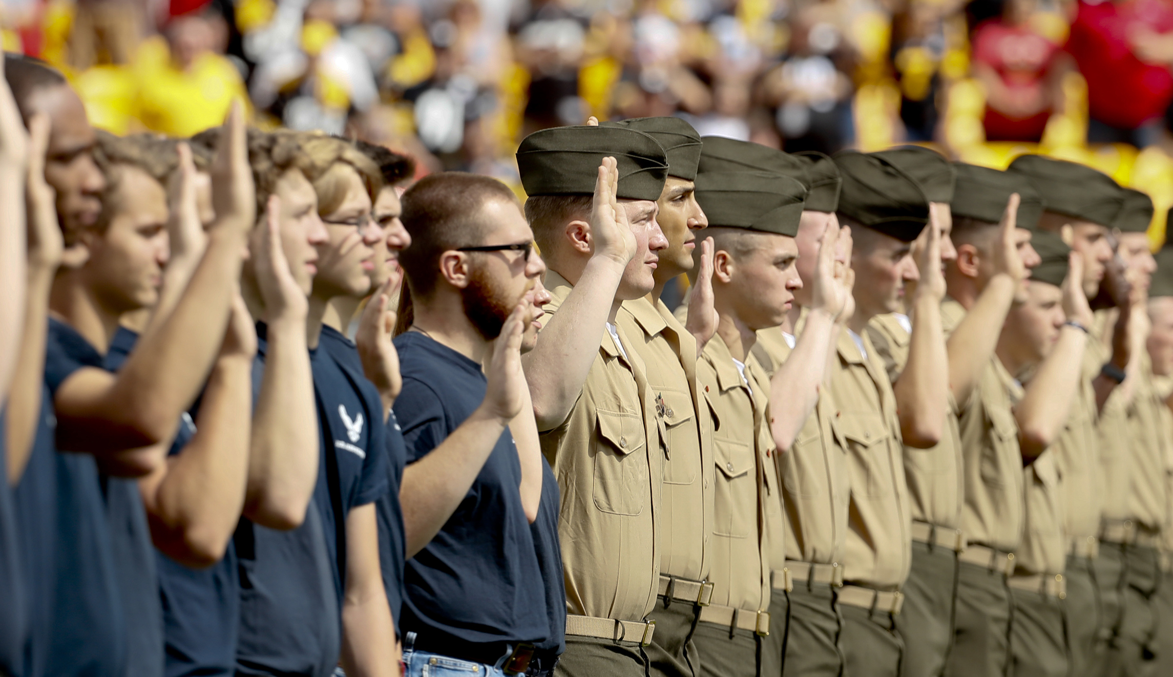 Pentagon complains about the 1,100 US high schools that ban military recruiters
