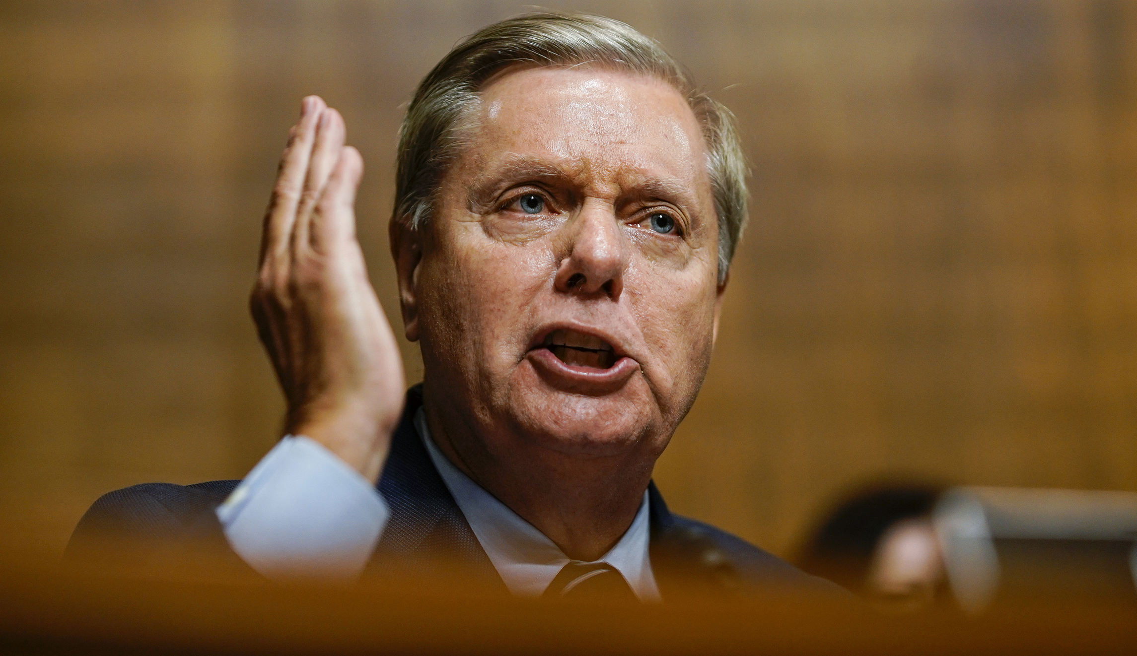 Amid legal debate over executive action, Lindsey Graham talks up legislation to end birthright citizenship
