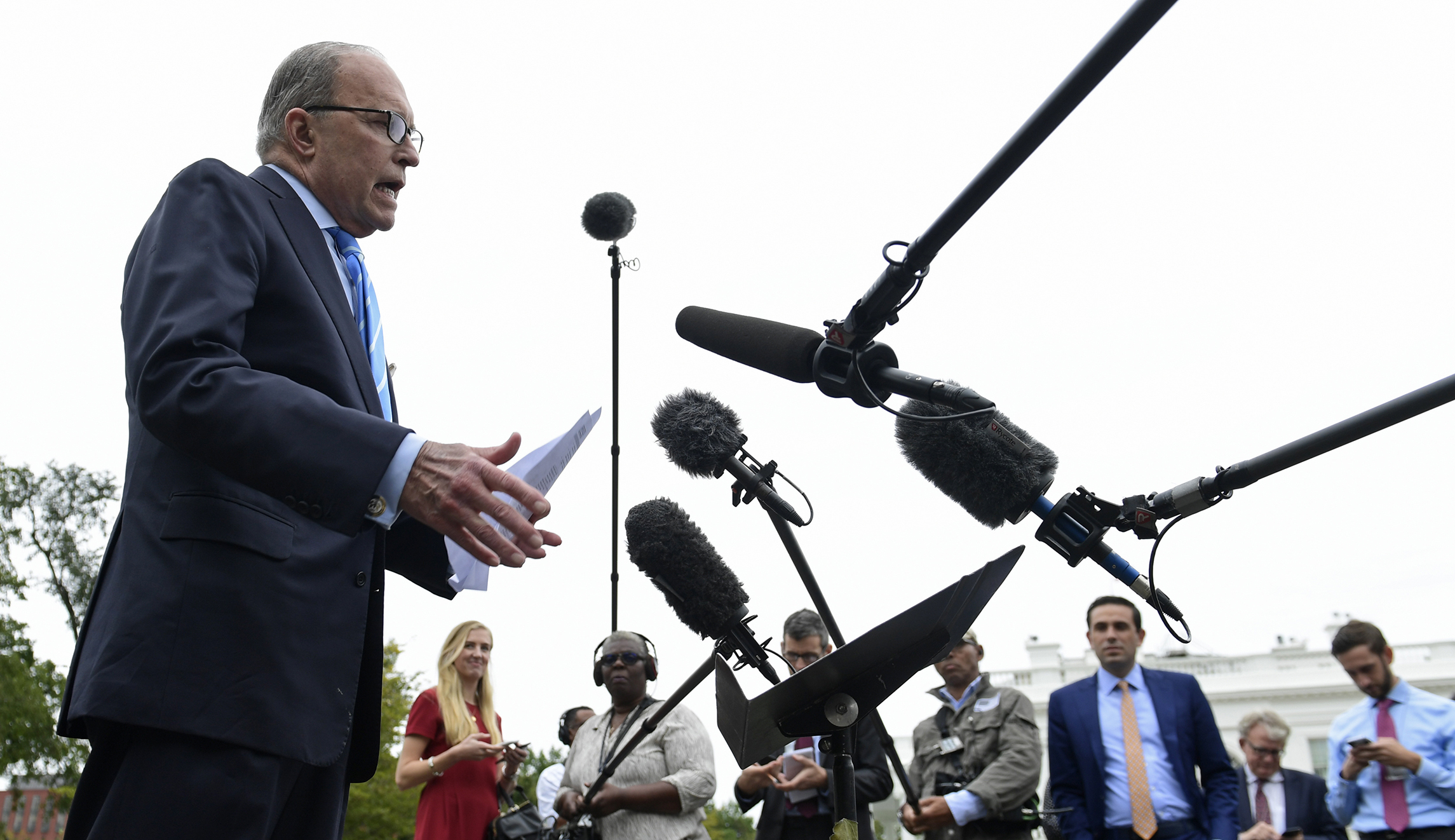 Larry Kudlow: Trump may meet with China’s Xi Jinping next month amid trade standoff