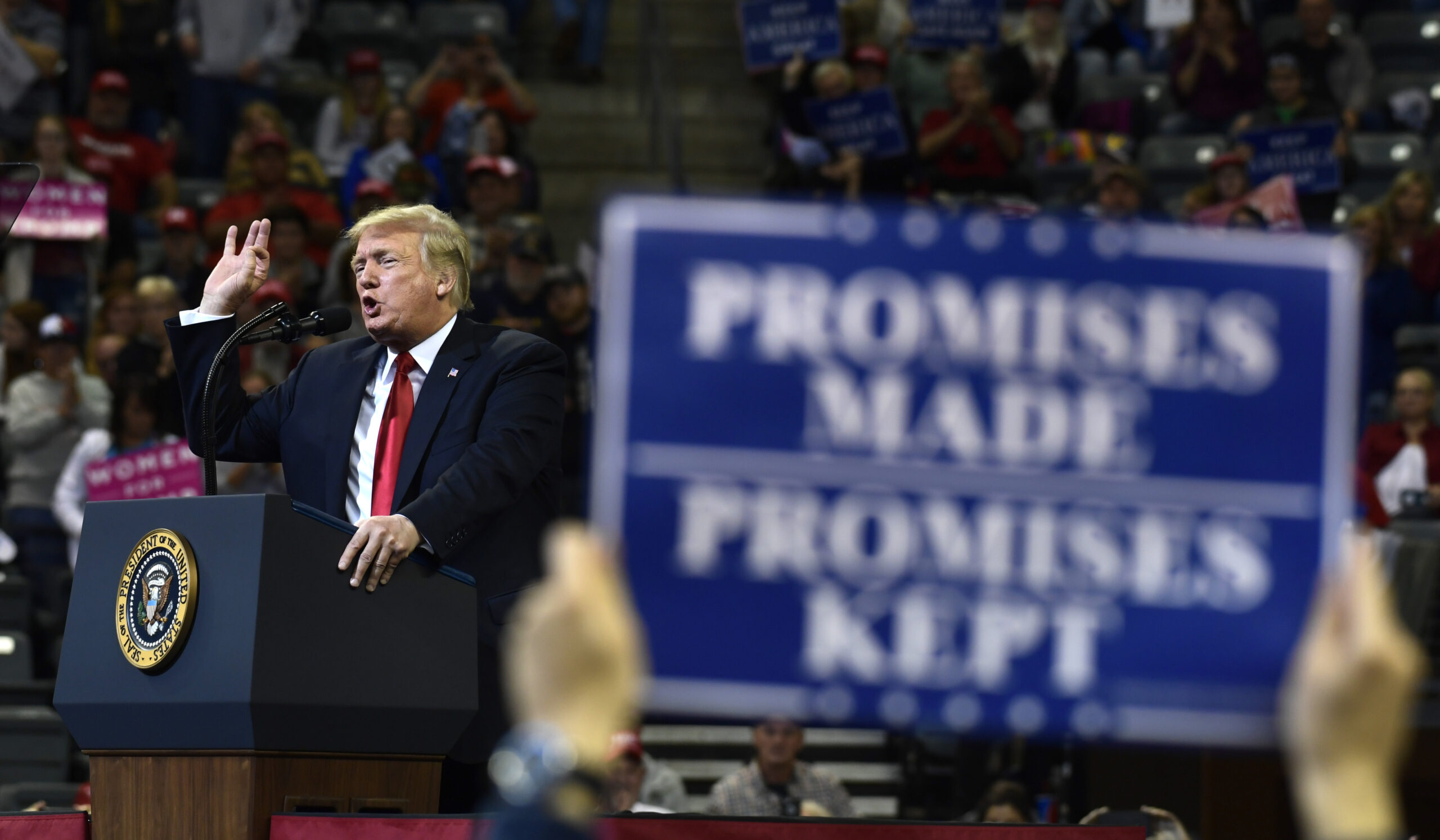 Campaigner-in-chief Trump rallies to save GOP Senate majority