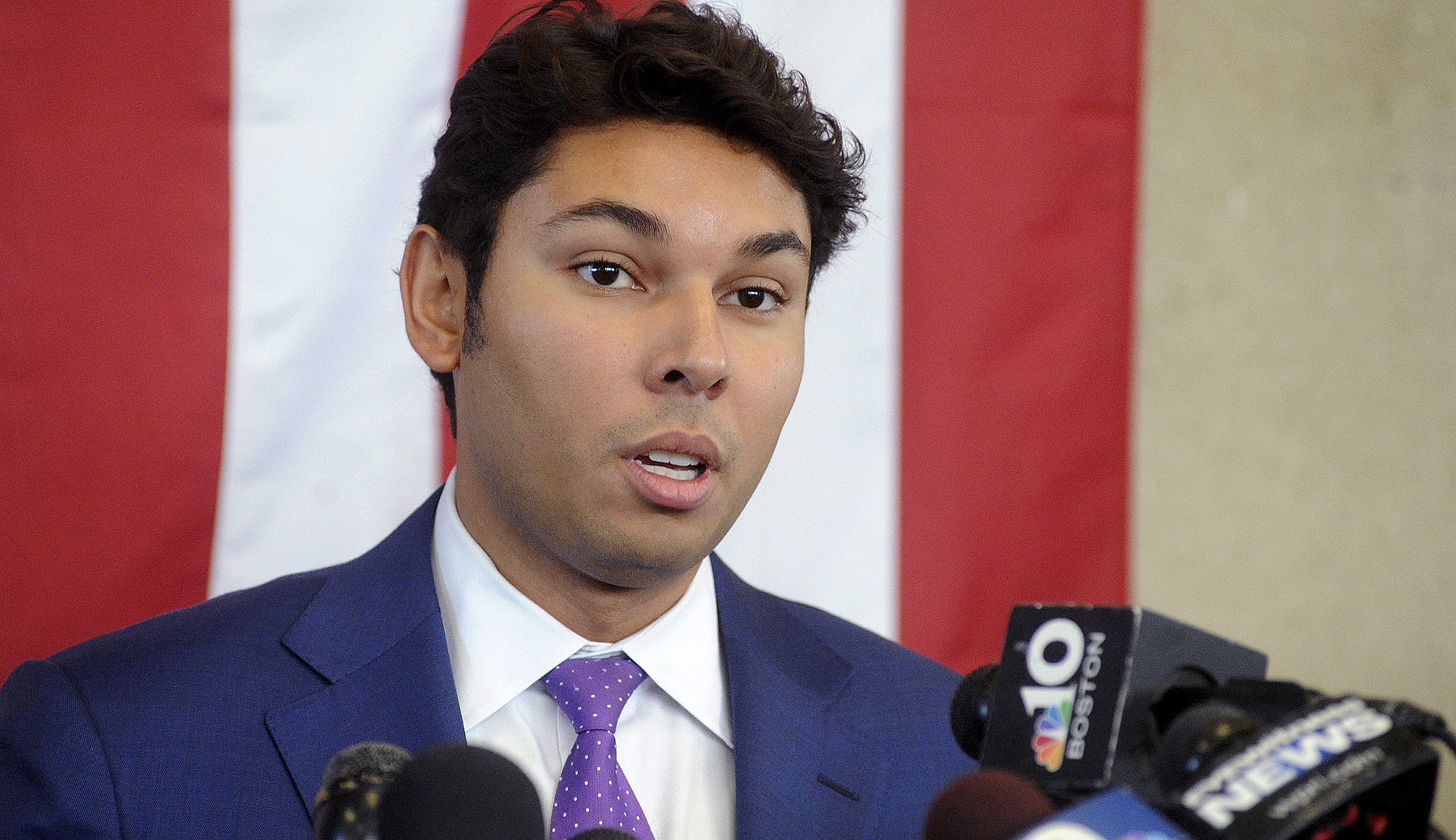 Democratic mayor refuses to step down and let ‘enemies’ win after arrest