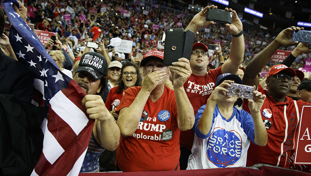 Trump rally crowd in Charlotte chants ‘CNN sucks’ hours after mail bomb suspect arrest