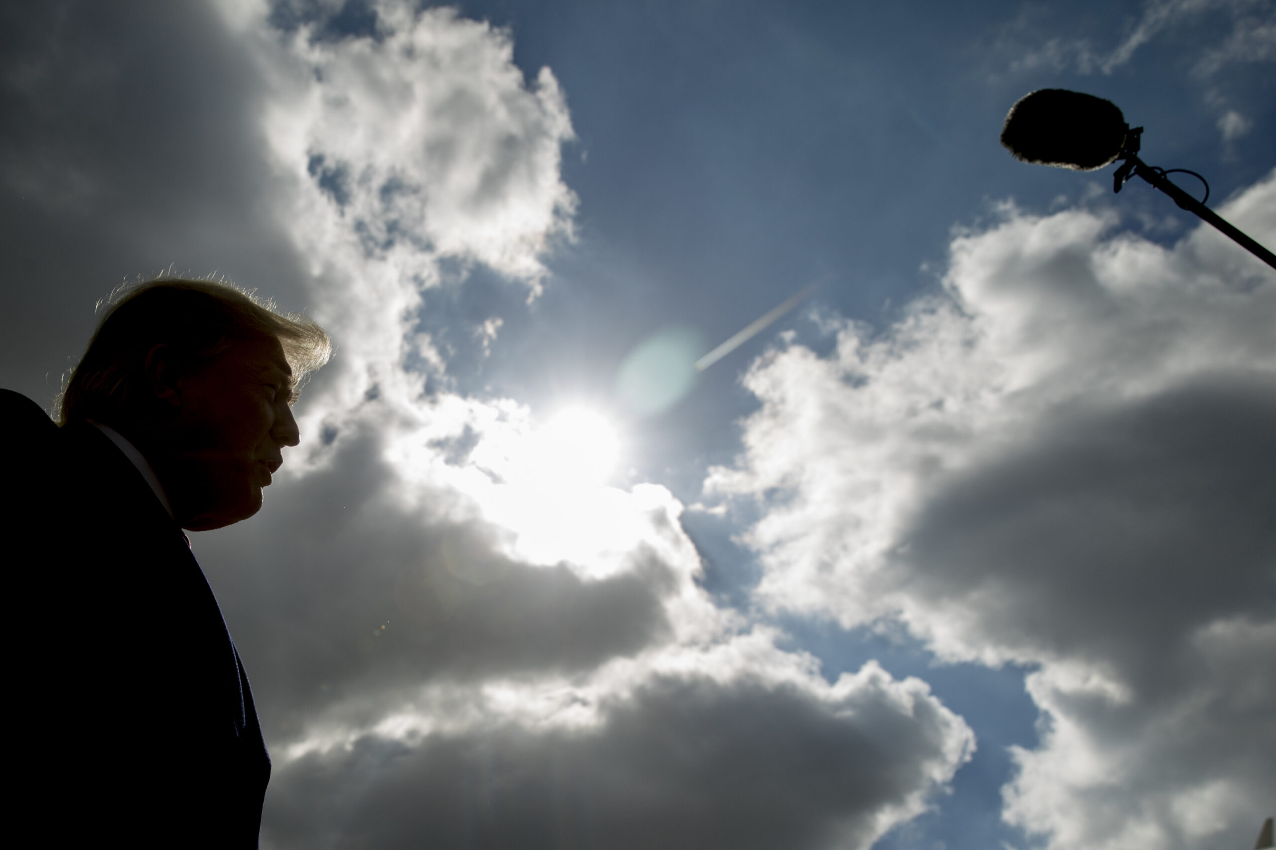 Trump weekly report card: President’s actions brighten bid to hold off Democrats