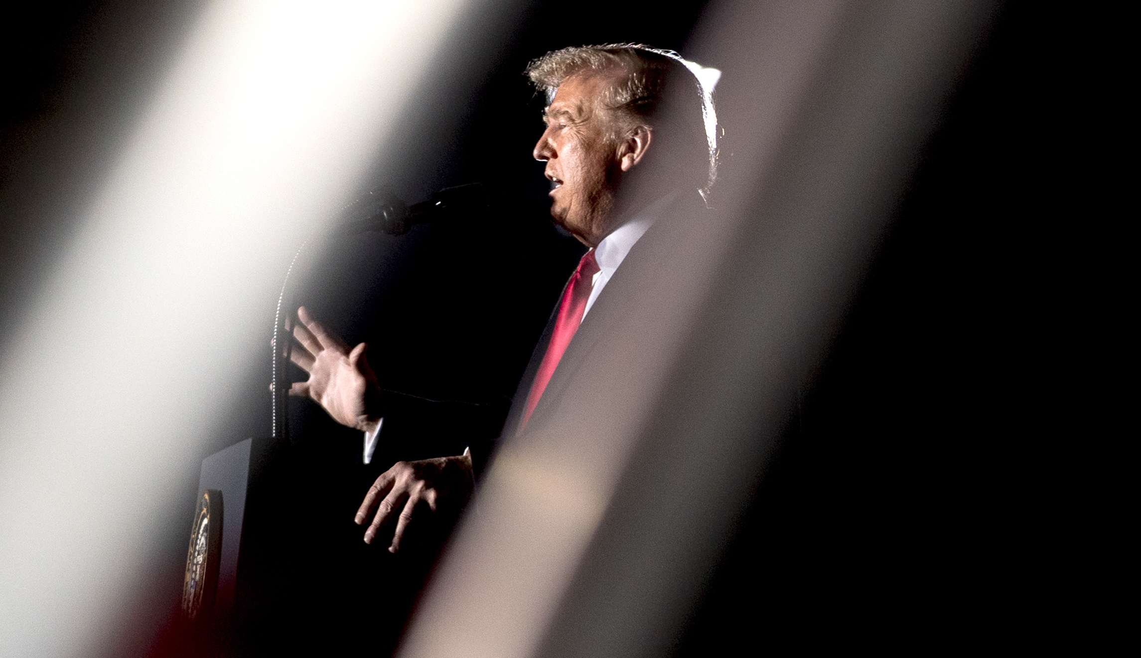 Trump-Democrats funding battle sidelines GOP