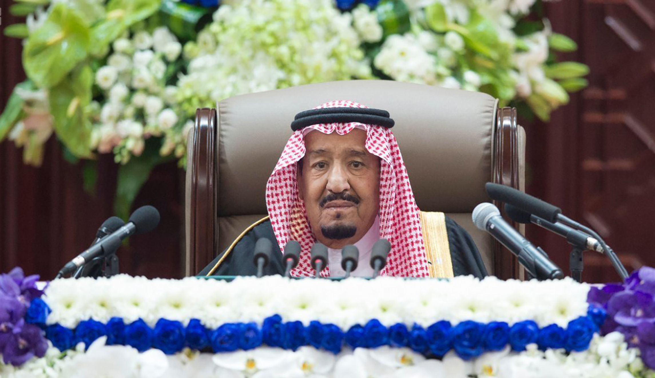 Saudi king offers condolences to George W. Bush after his father’s death