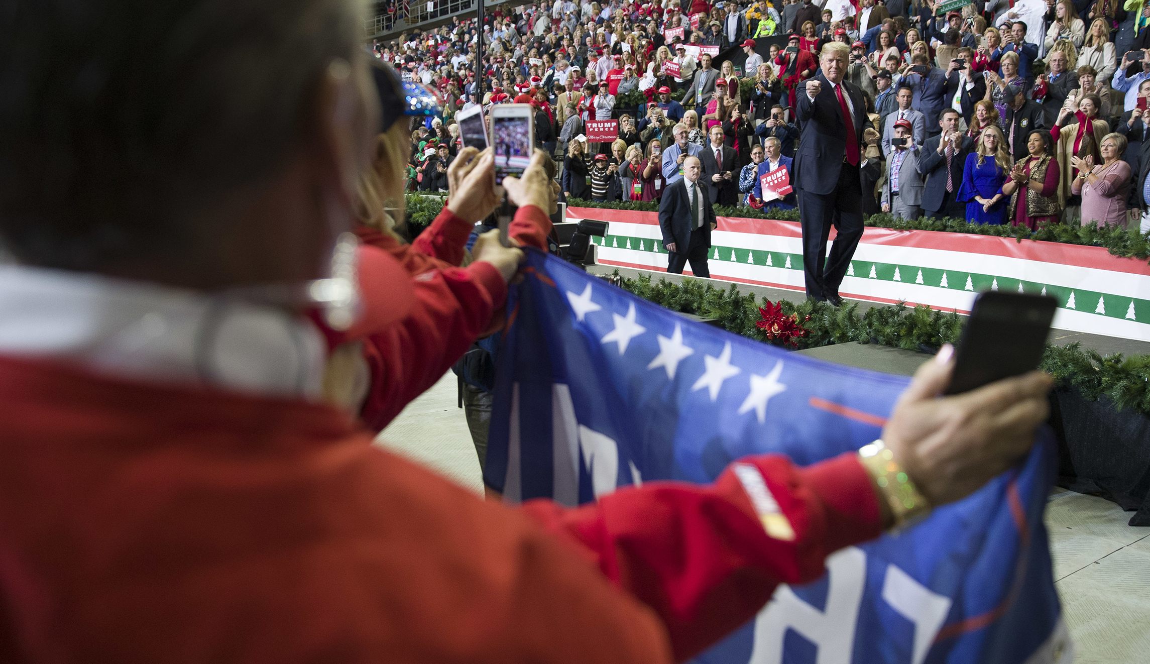 Trump can’t take the GOP base’s support for granted