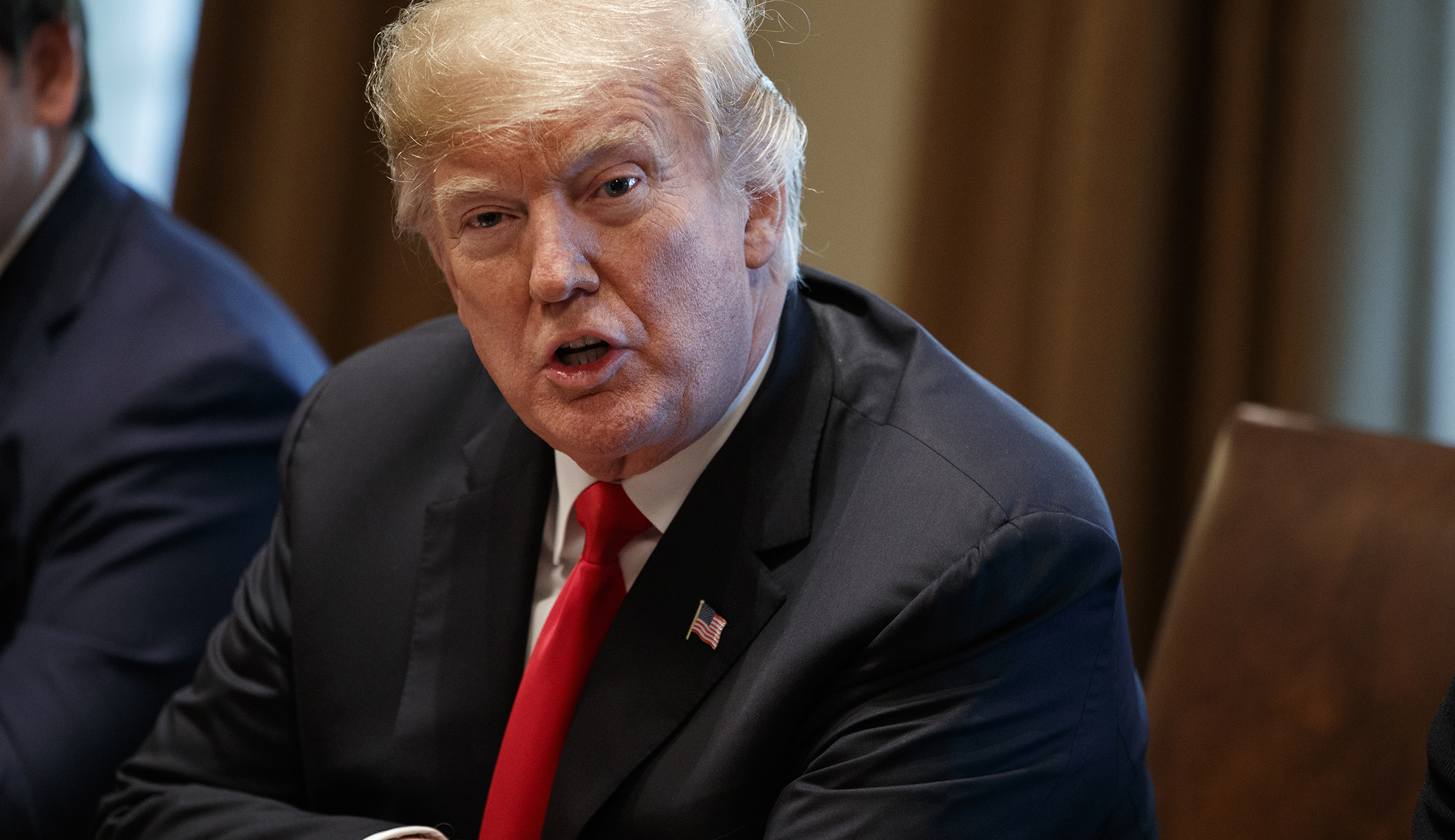 Today’s charge against Trump: Teetotaling, germaphobe Twitter hound can’t read but snorts drugs