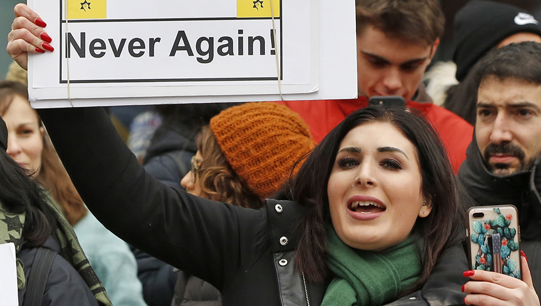 Laura Loomer announces bid for Congress