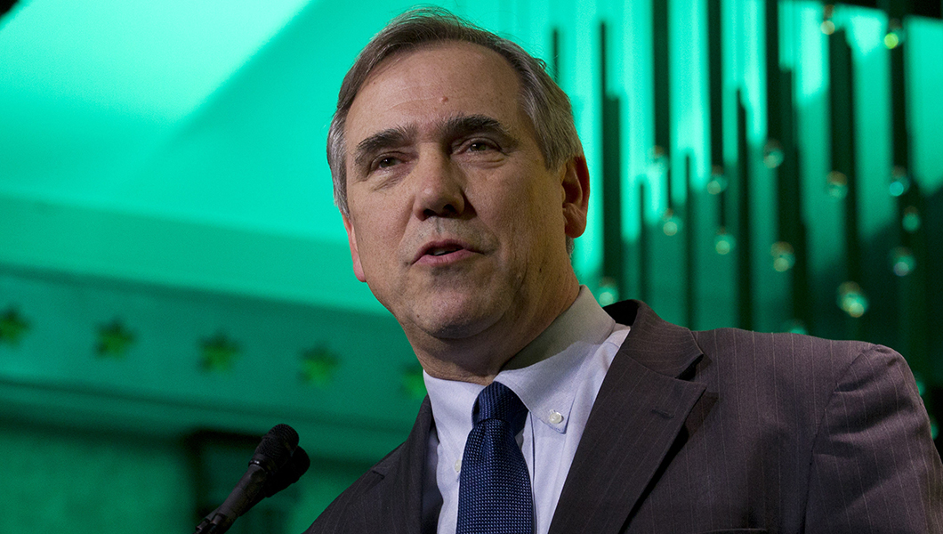 Sen. Jeff Merkley’s stupid comparison of Trump and Kim Jong Un