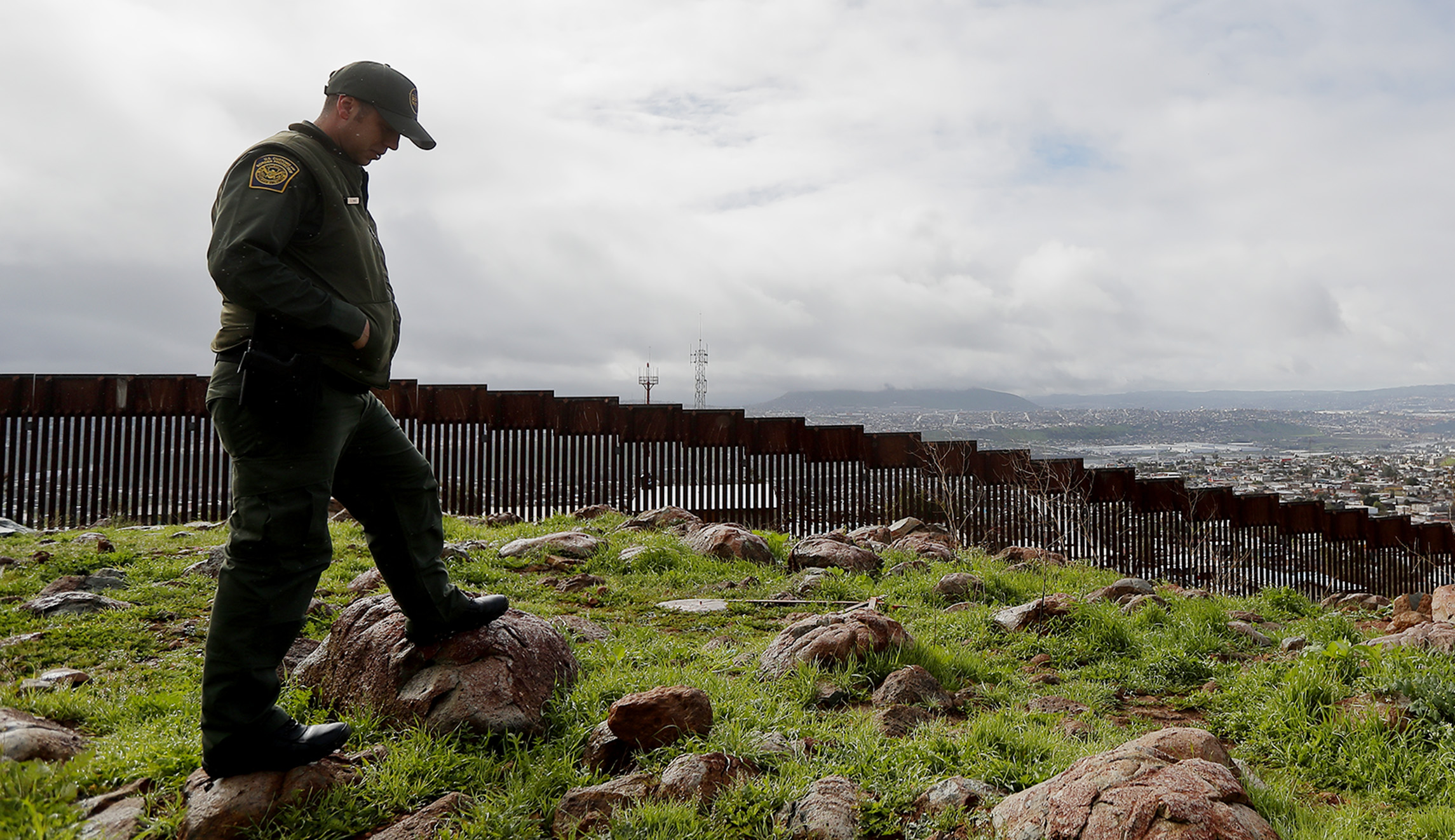 Border crisis not to blame for suicide among CBP officials