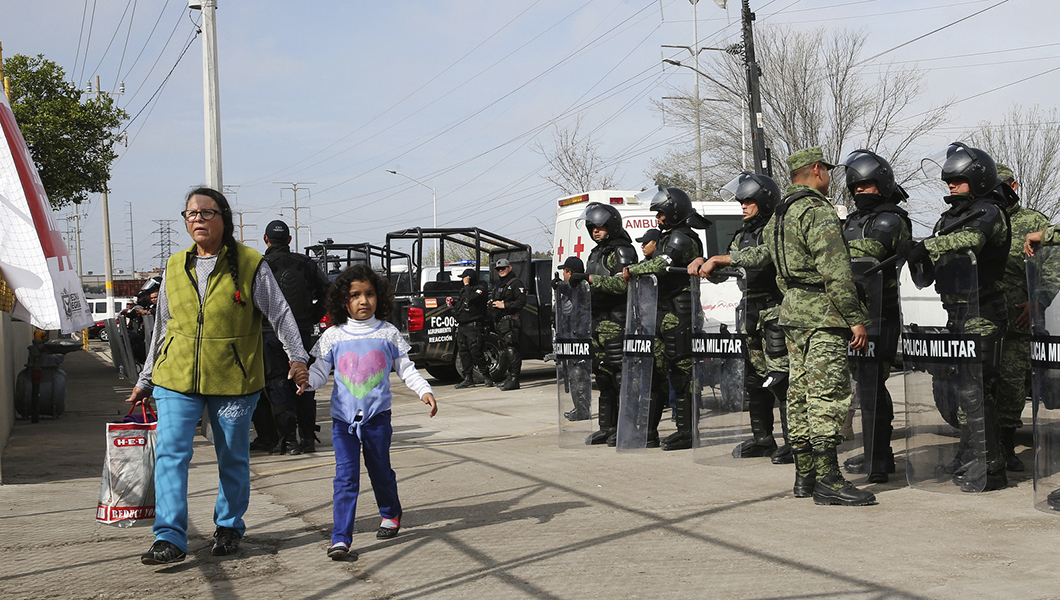 Mexico closes massive migrant shelter near Texas border