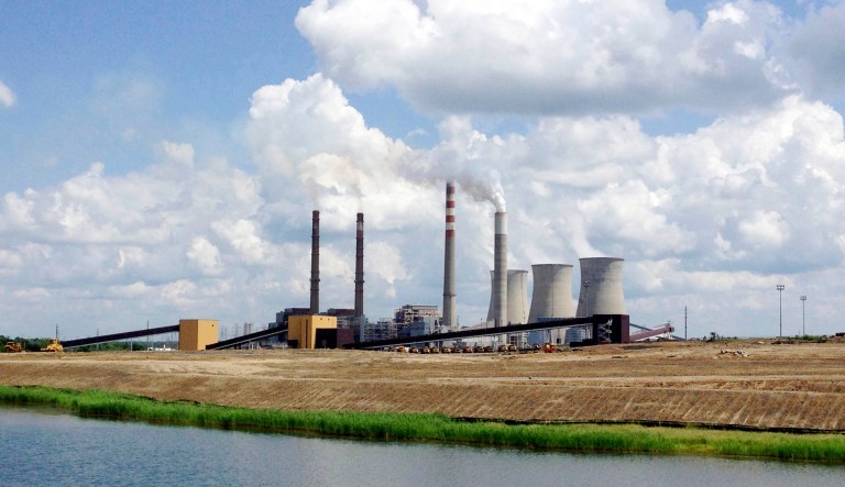 This file photo shows a panoramic view of the Paradise Fossil Plant in Drakesboro, Ky.