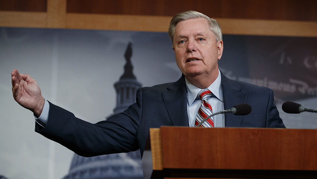 Graham’s defense of McCain should make Trump apologize