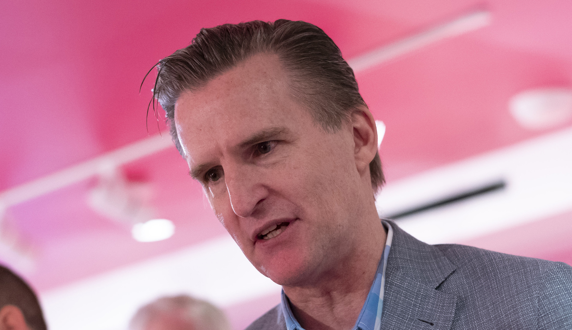 Macy’s CEO: Shoppers spurning tariff-related price increases