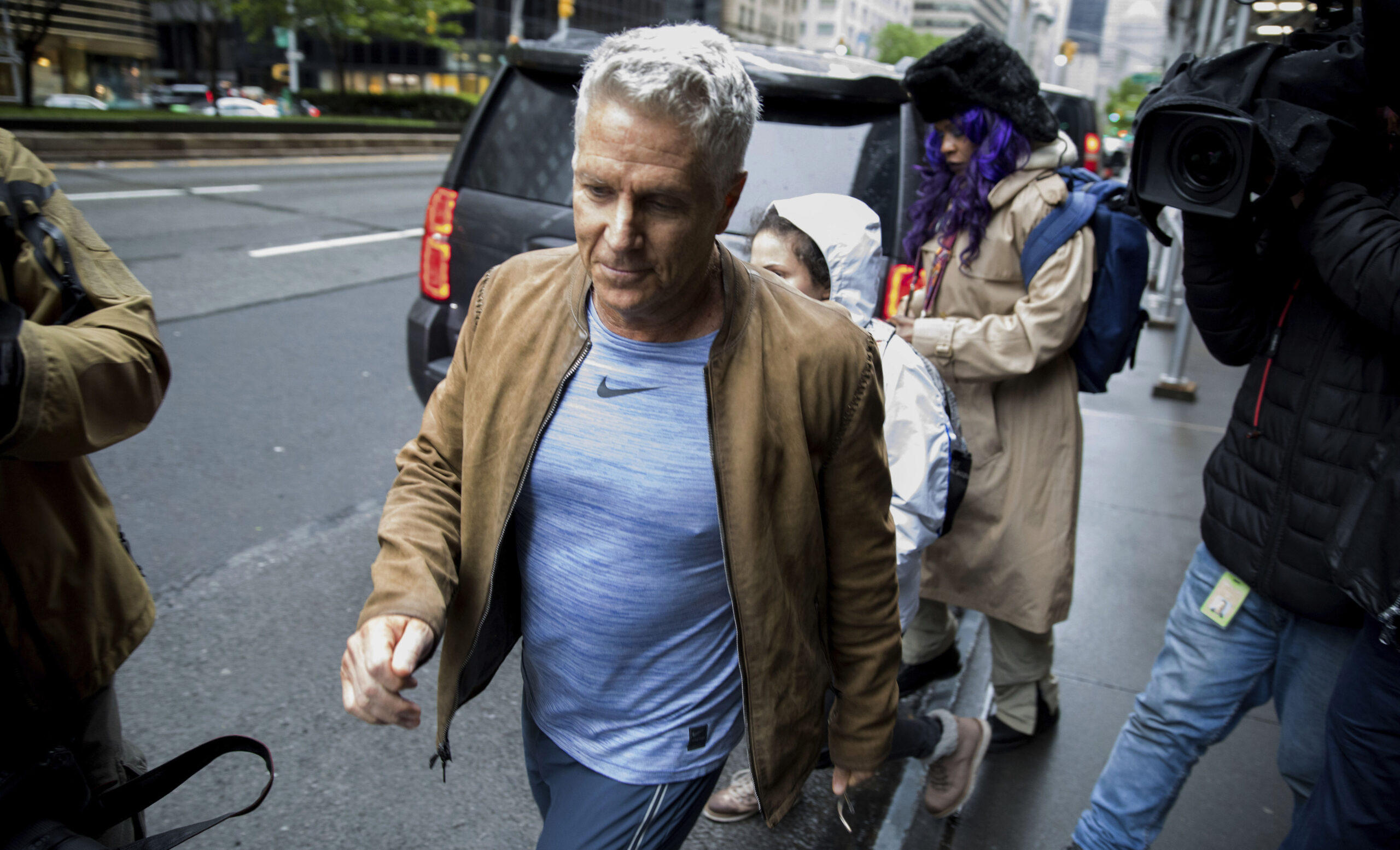 Donny Deutsch: ‘I’m not saying Trump is going to slaughter 6 million Jews’