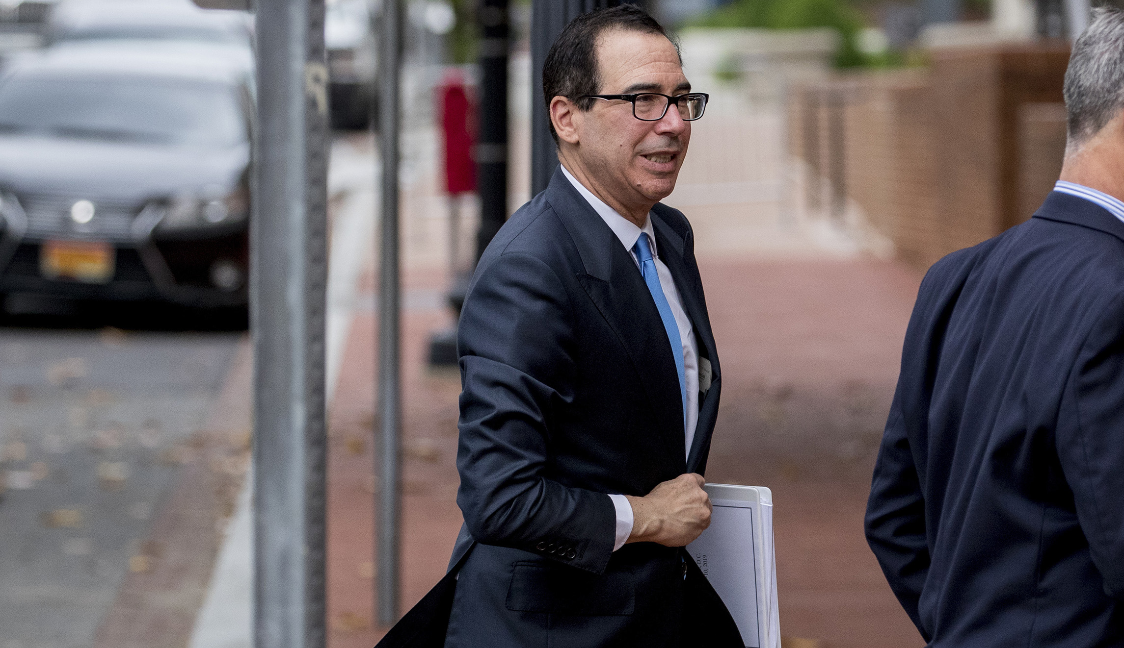 Mnuchin says US is close to deal with Canada and Mexico to resolve steel and aluminum tariffs