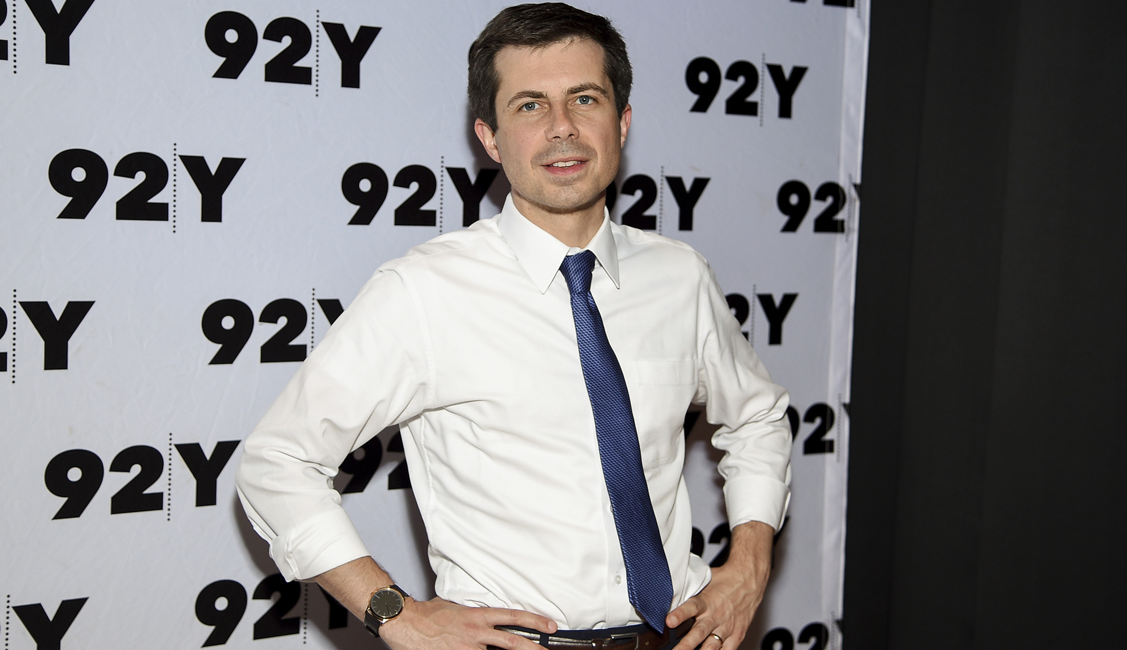 Buttigieg takes aim at Trump over NFL anthem protests