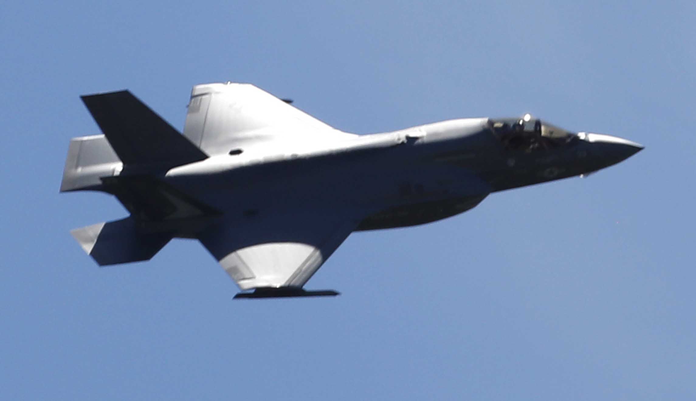 F-35 crashes, explodes on runway in Utah, pilot safely ejects