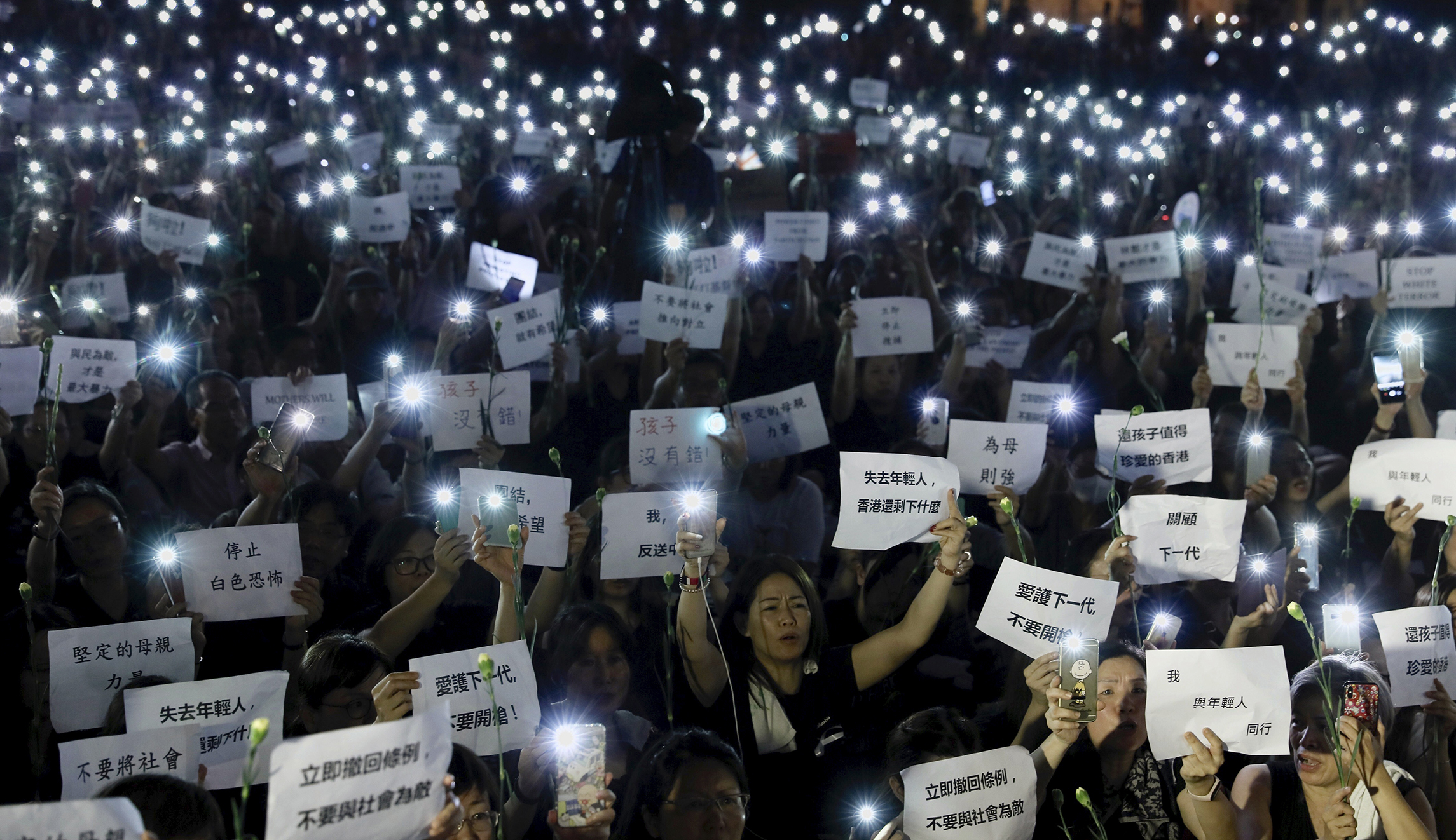 Hong Kong leader delays unpopular extradition bill after massive protests