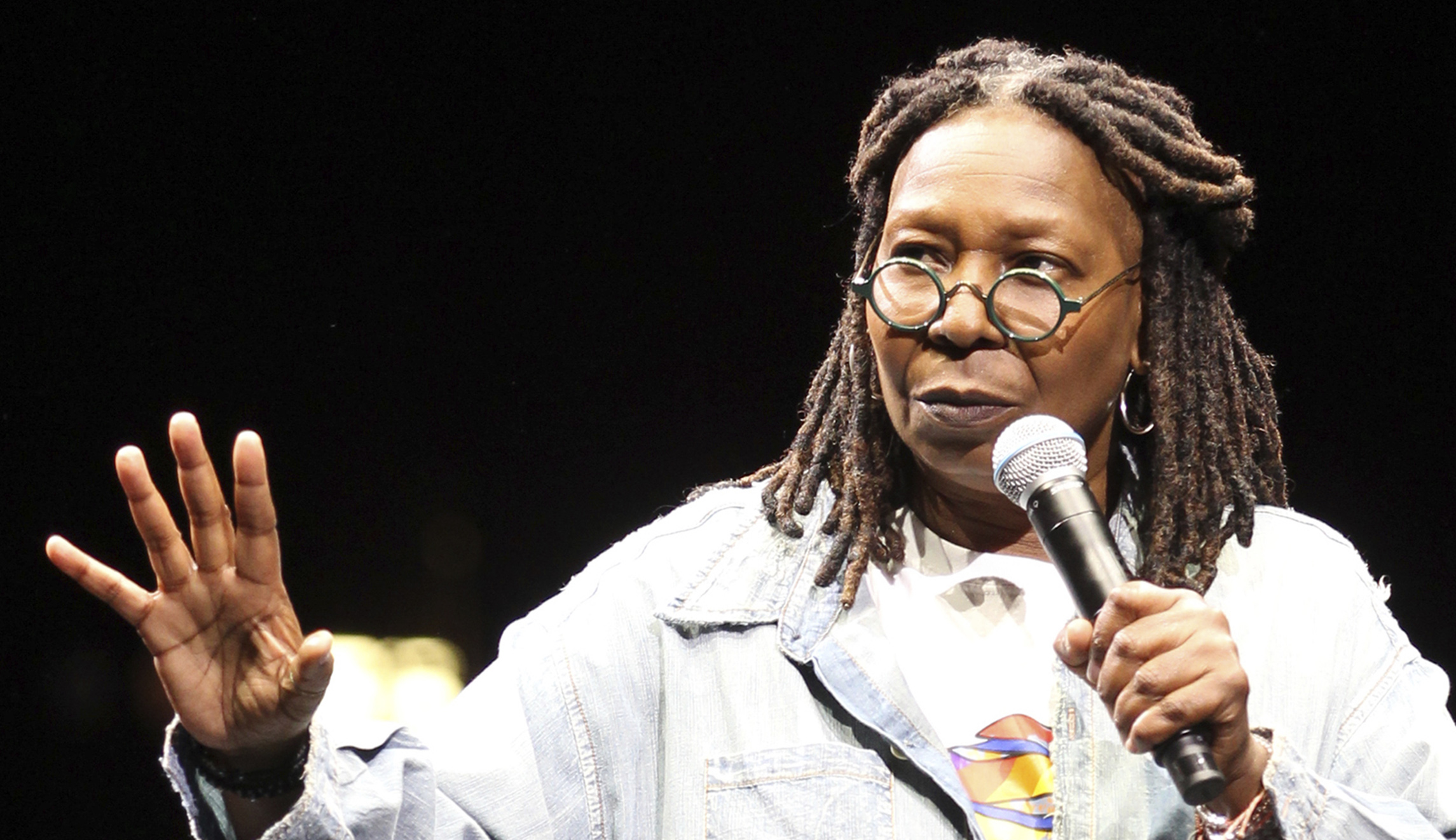 ‘Give him an Oscar’: Whoopi Goldberg claims Mueller looking frail was intentional