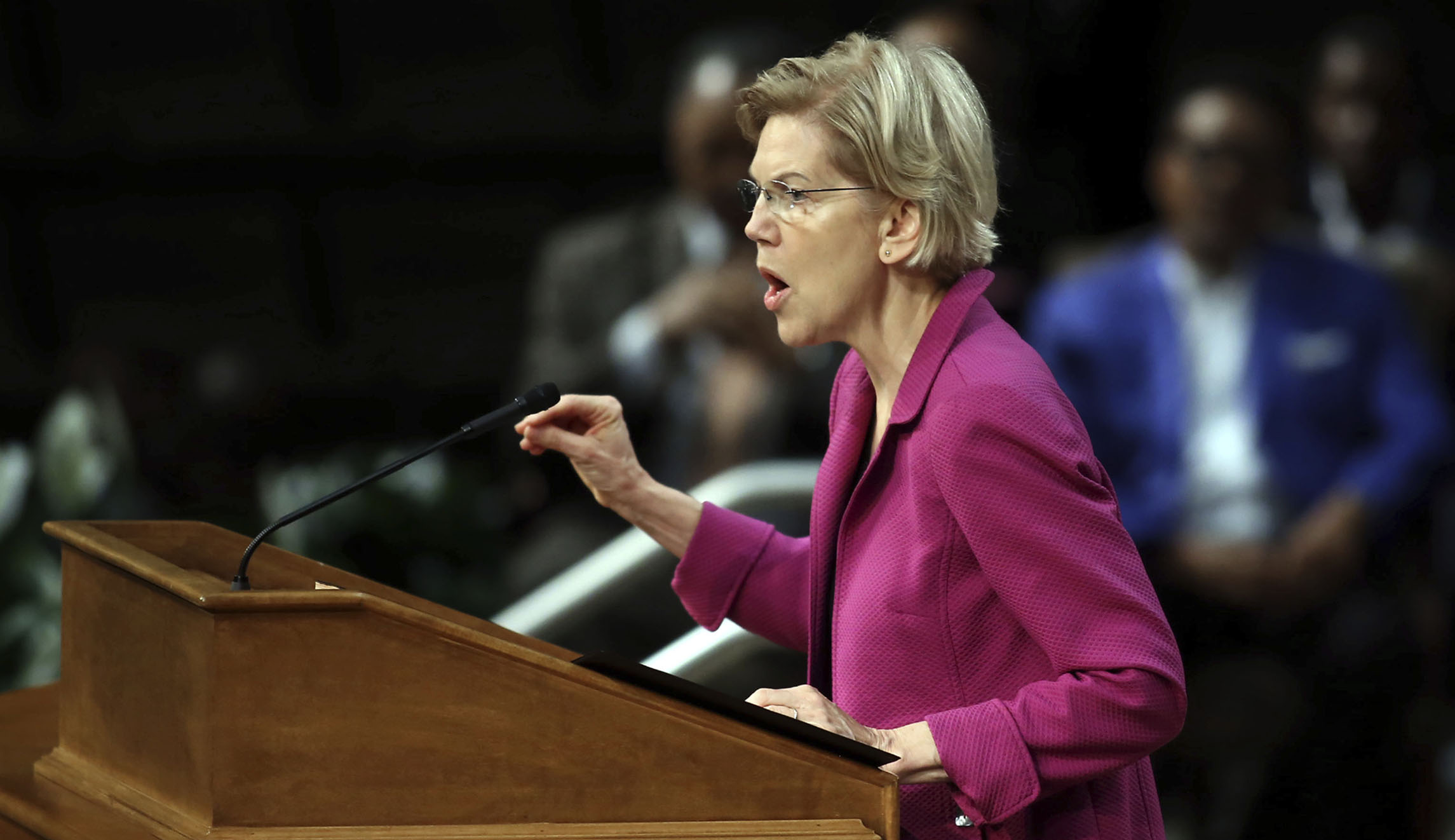 Elizabeth Warren’s plan to eliminate the gender wage gap discredits the accomplishments of minority women