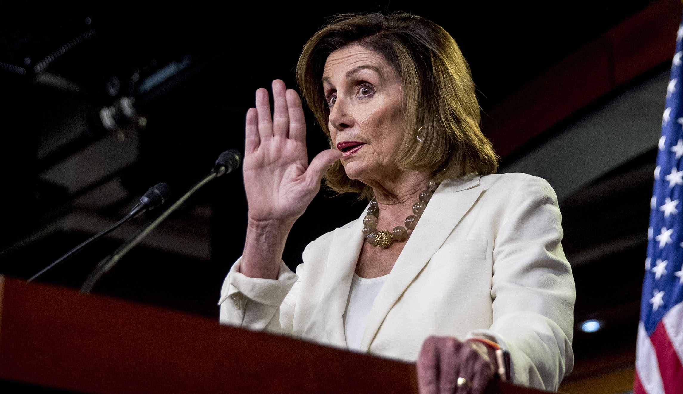 Pelosi: Don’t open door to ICE agents