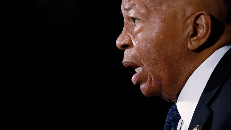 Elijah Cummings says 10-year-old niece asked him: ‘Are they going to put us in cages?’