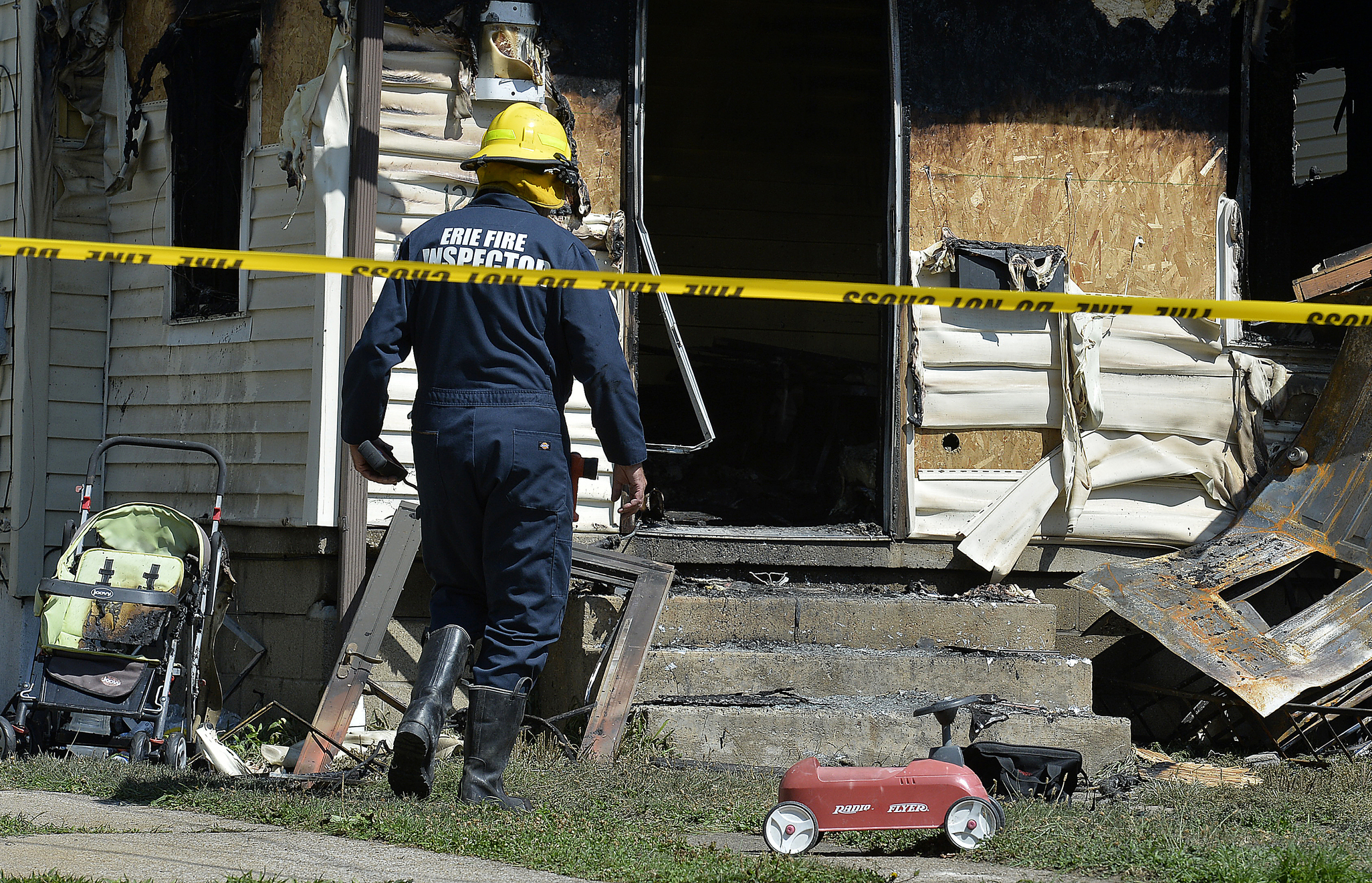 5 children, 4 of them siblings, die in day care fire