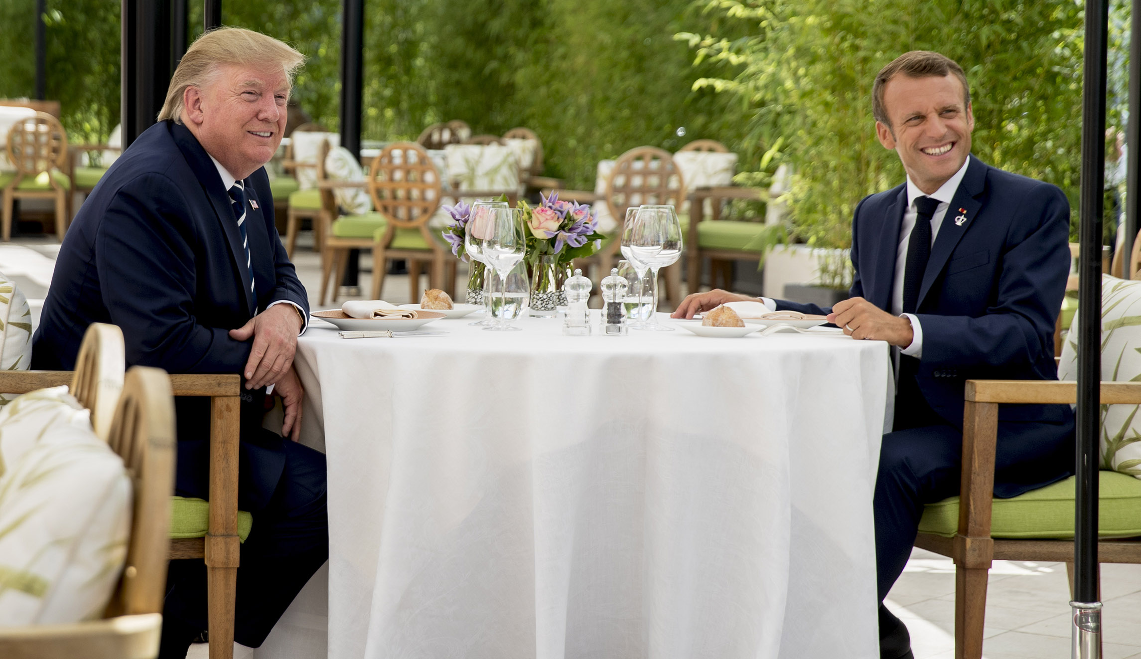 Trump official accuses Macron of ‘trying to fracture the G7’ after impromptu lunch with president