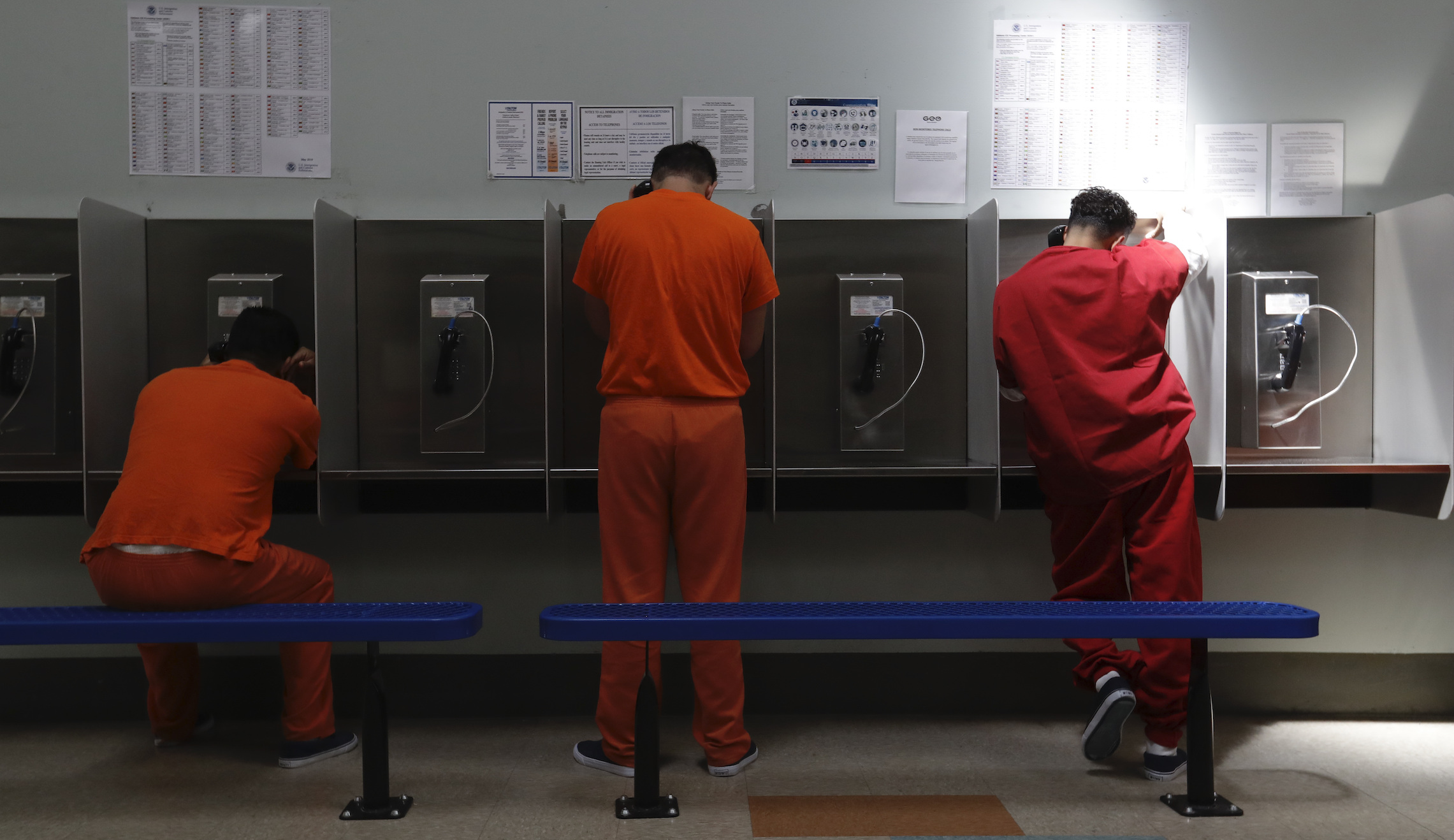 Record 3 million illegal immigrants living freely in the country awaiting hearings