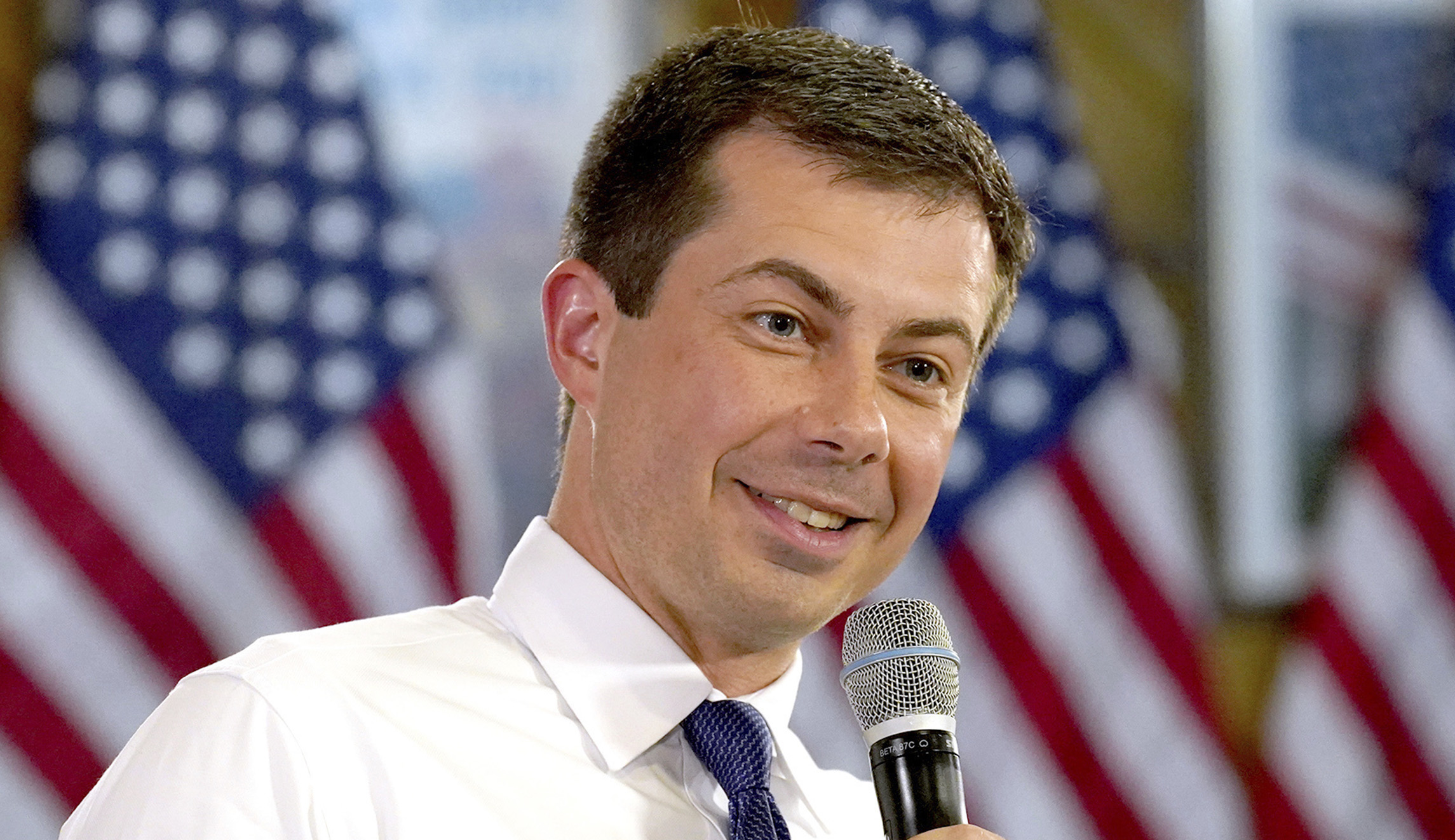 Openly gay Buttigieg still must work to win over LGBT voters