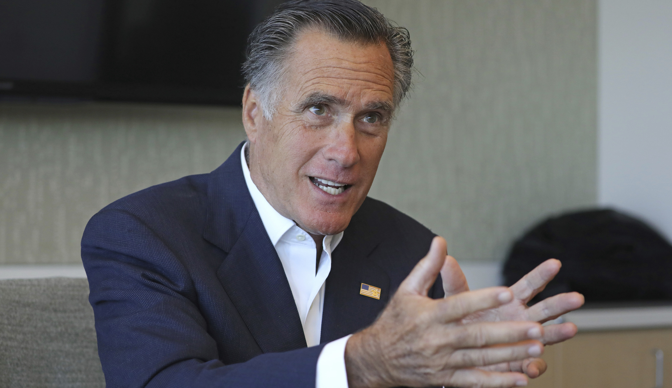 Mitt Romney says Republicans don’t criticize Trump out of fear of losing presidency to Warren